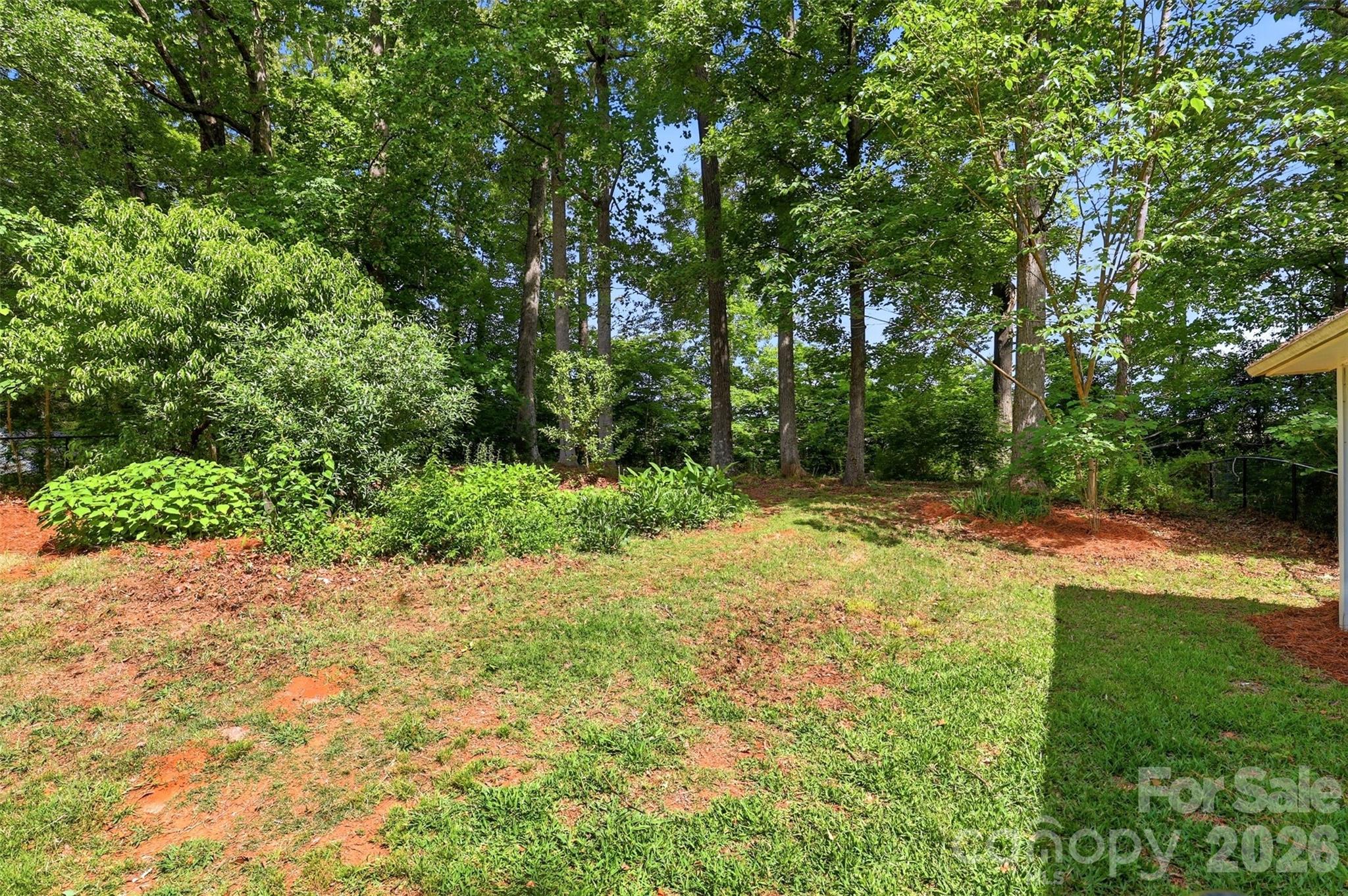 6607 Elmwood Circle — Charlotte