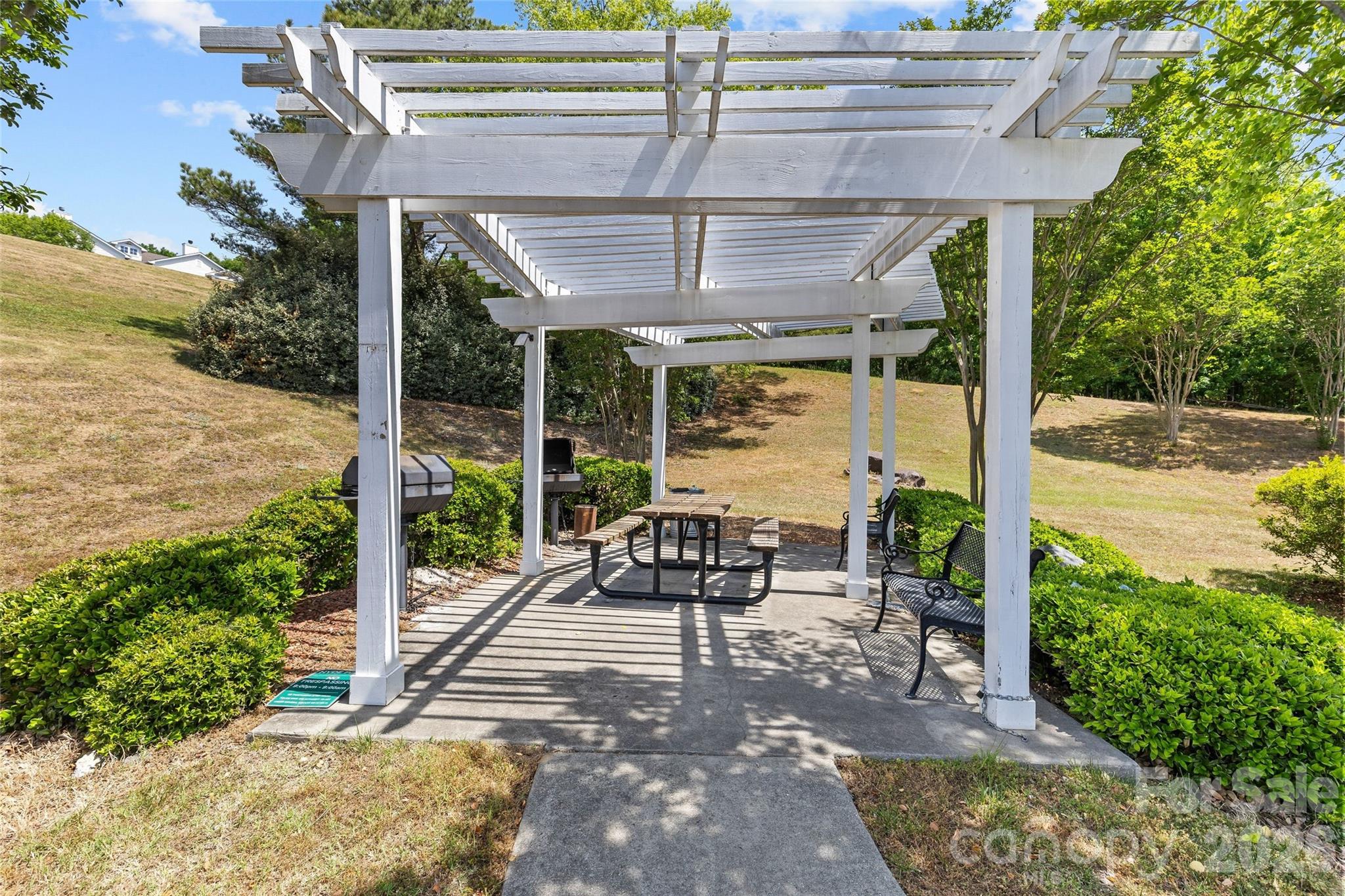 10652 Hill Point Court — Charlotte