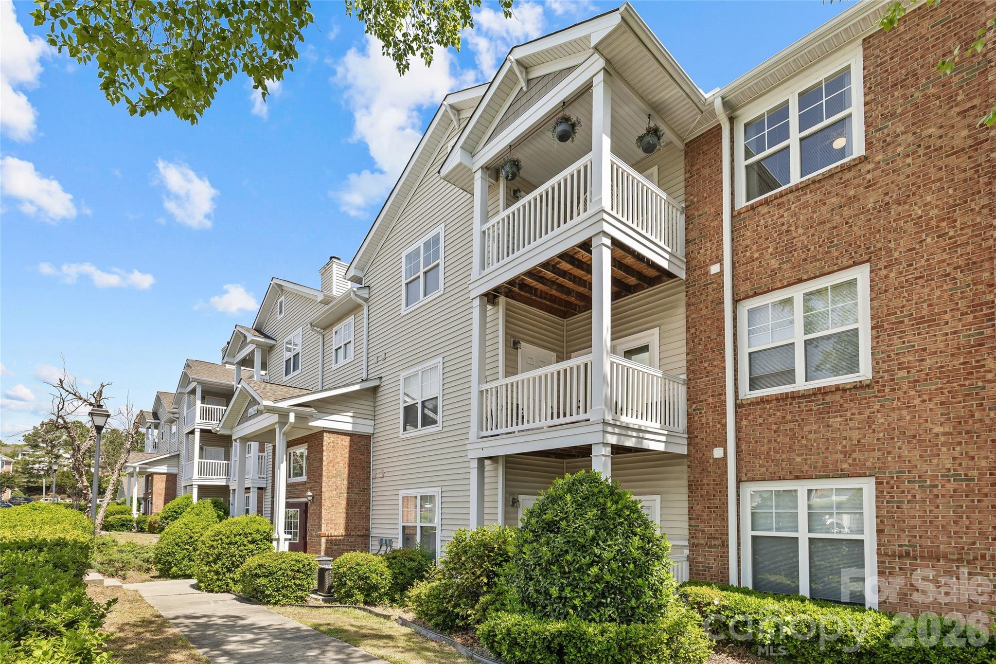 10652 Hill Point Court — Charlotte