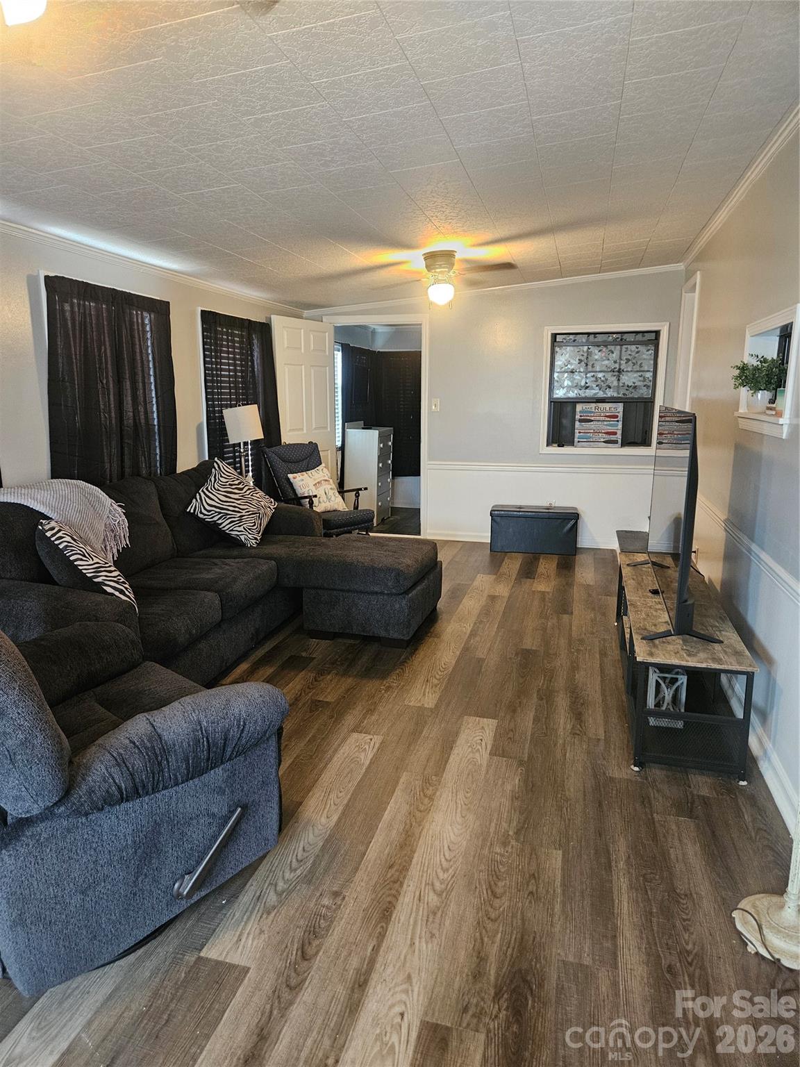 157 Dogwood Circle — New London