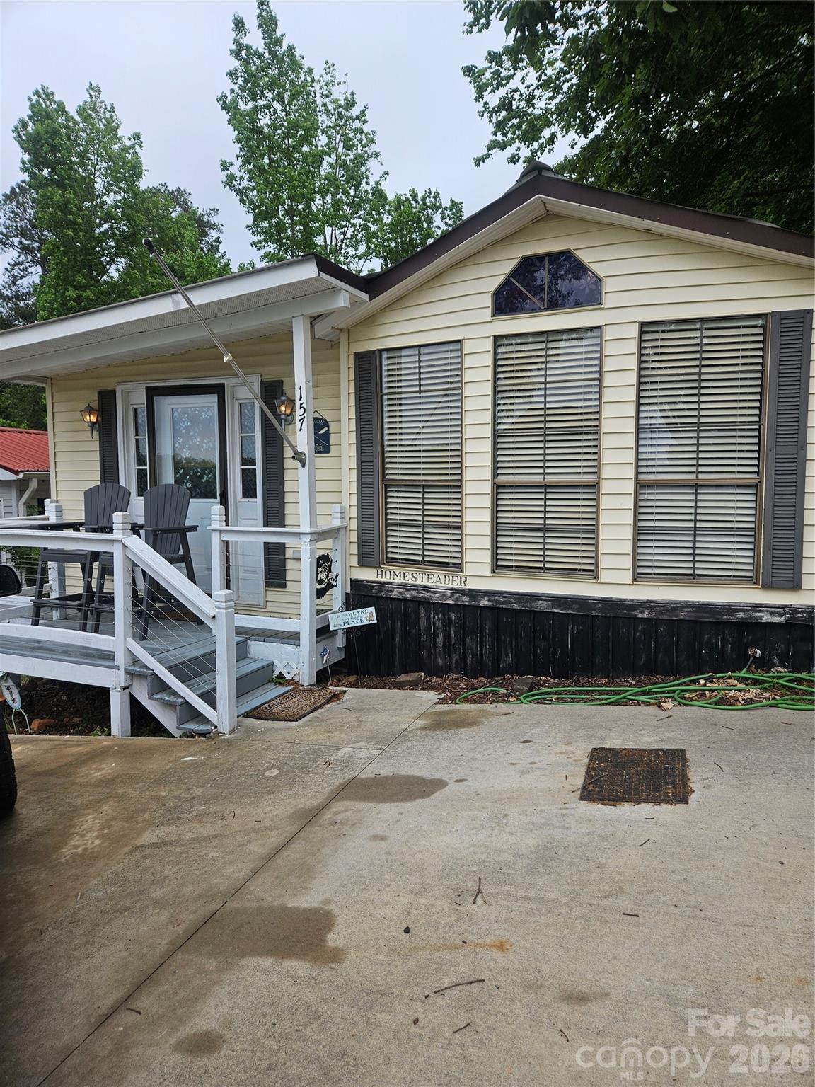 157 Dogwood Circle — New London