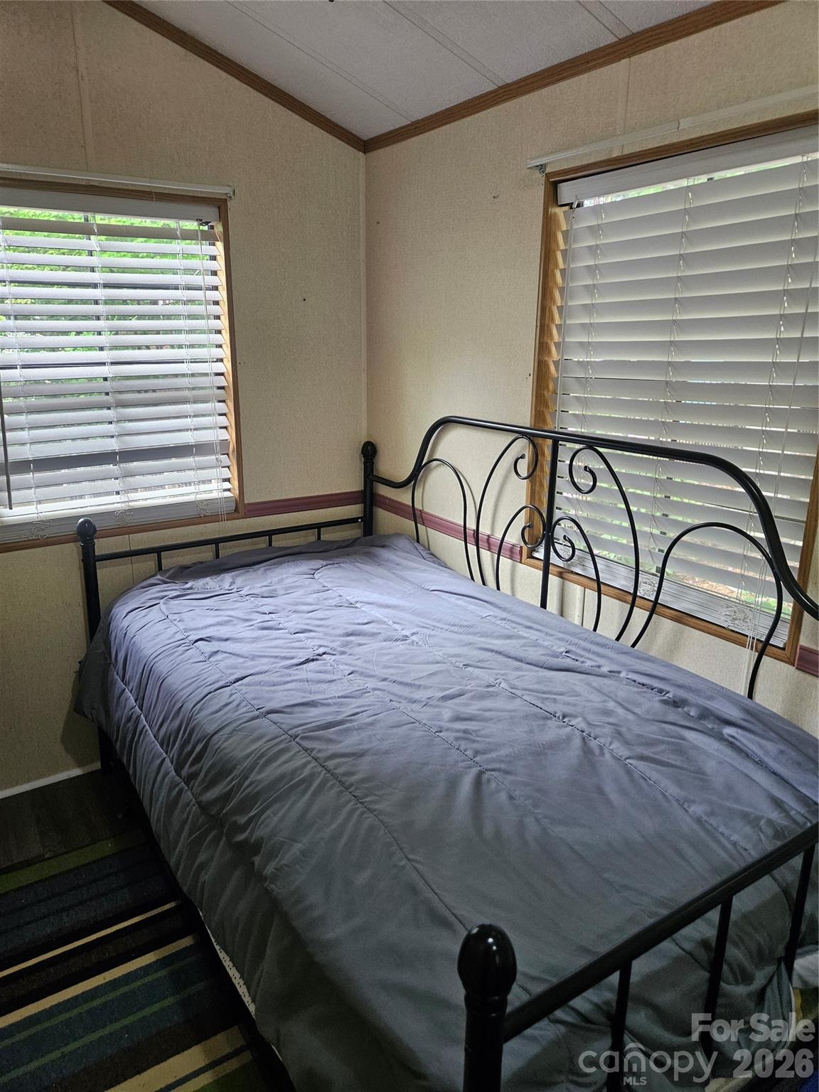 157 Dogwood Circle — New London