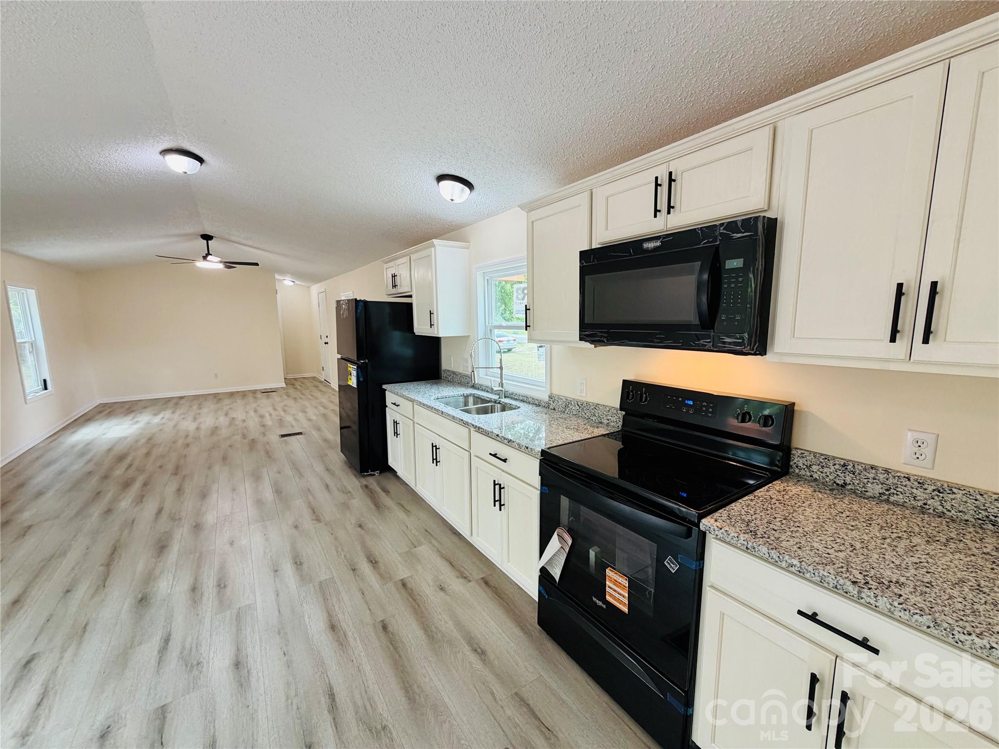 329 Kyzer Road — Lexington