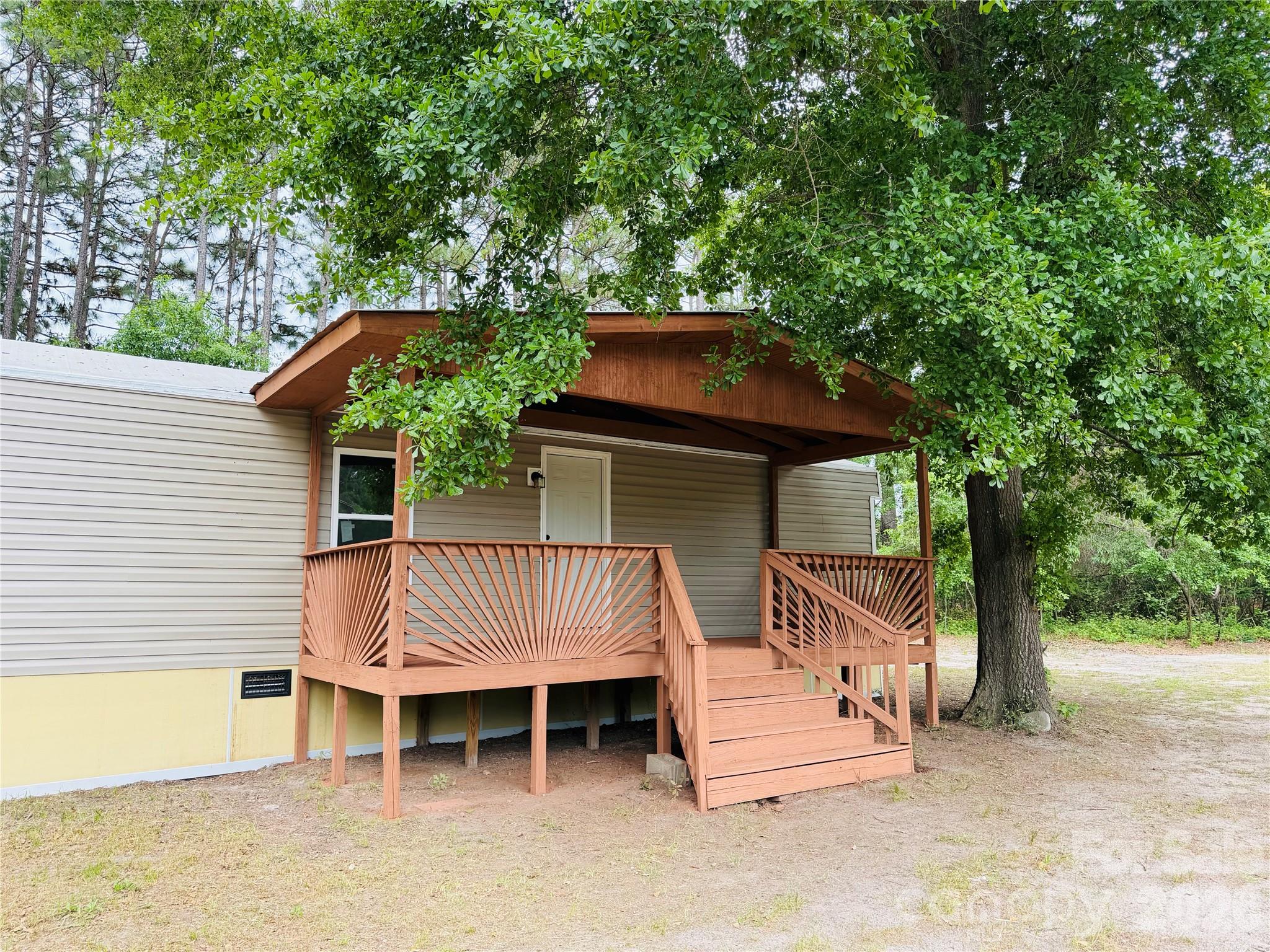 329 Kyzer Road — Lexington