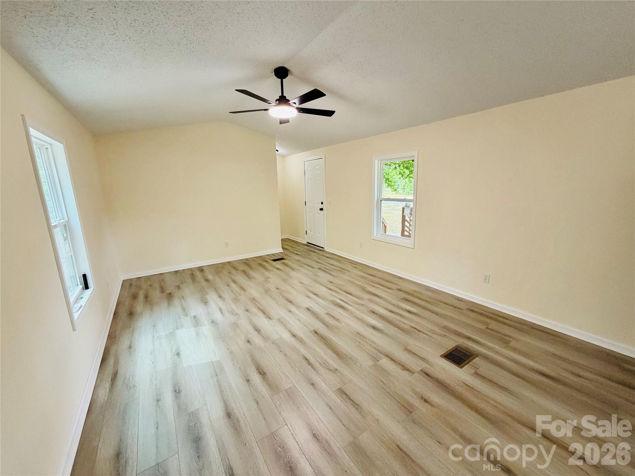 329 Kyzer Road — Lexington