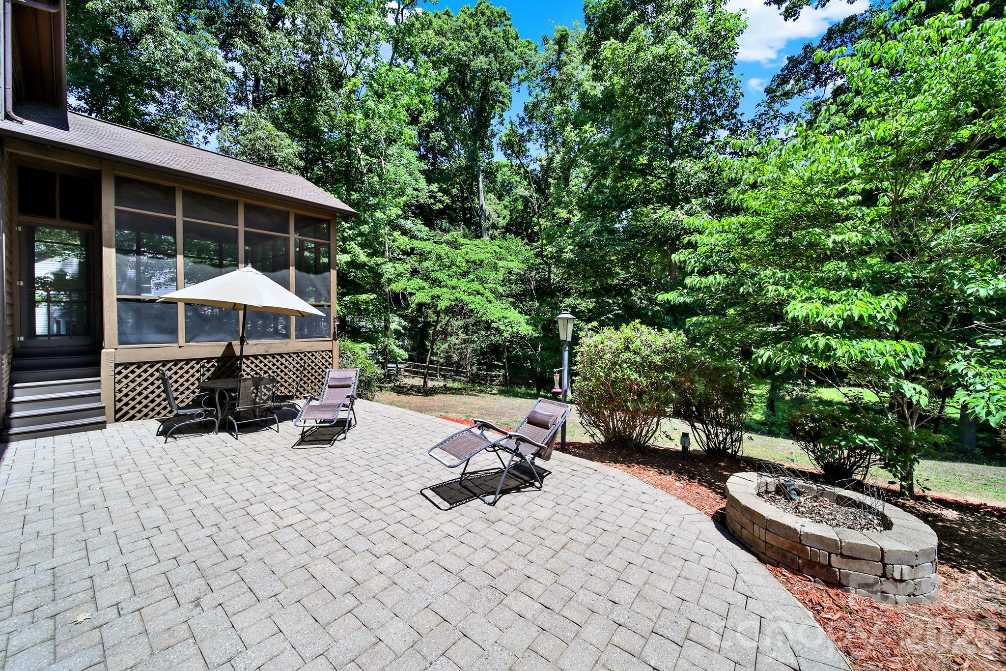 11510 Gelding Drive — Charlotte