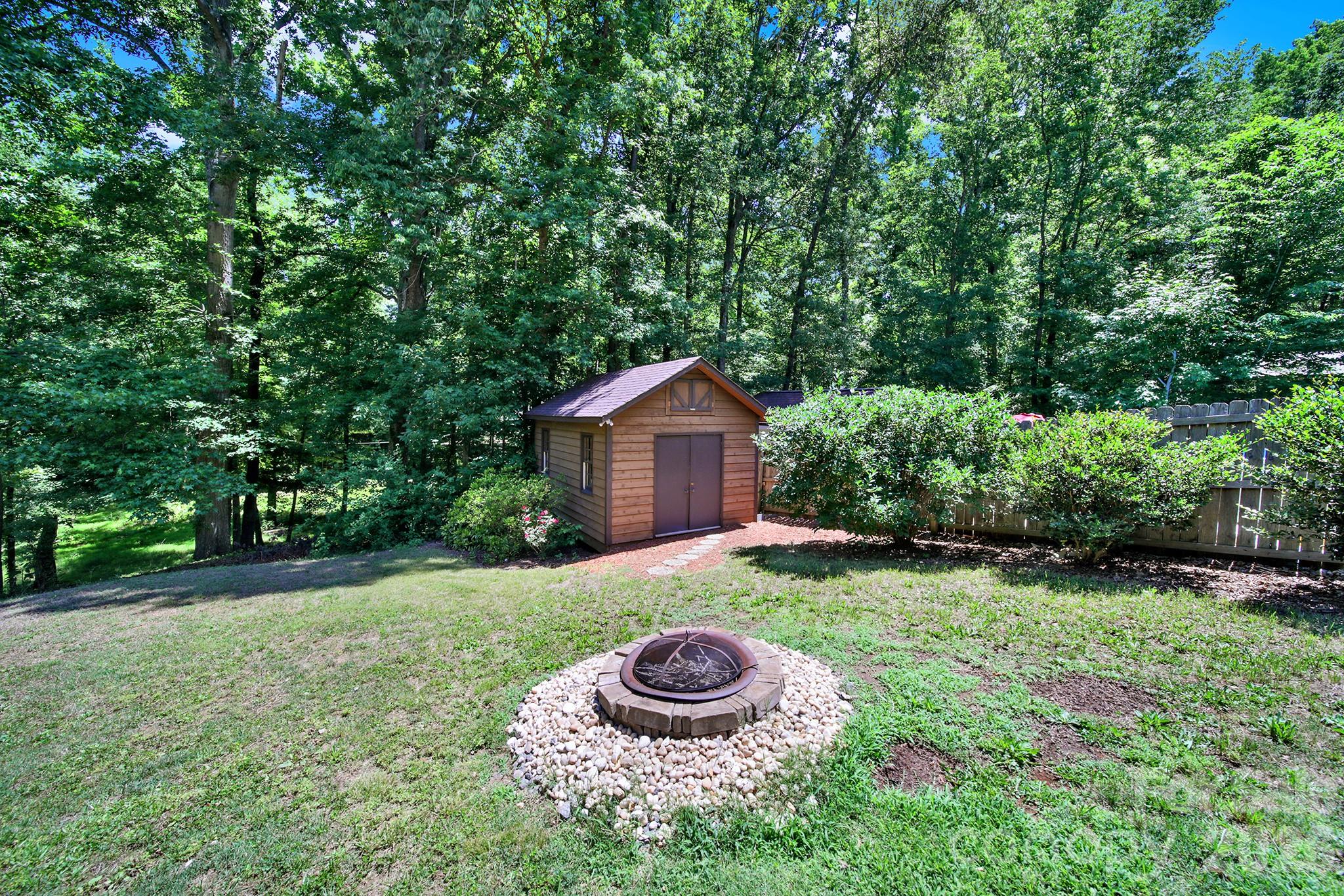11510 Gelding Drive — Charlotte