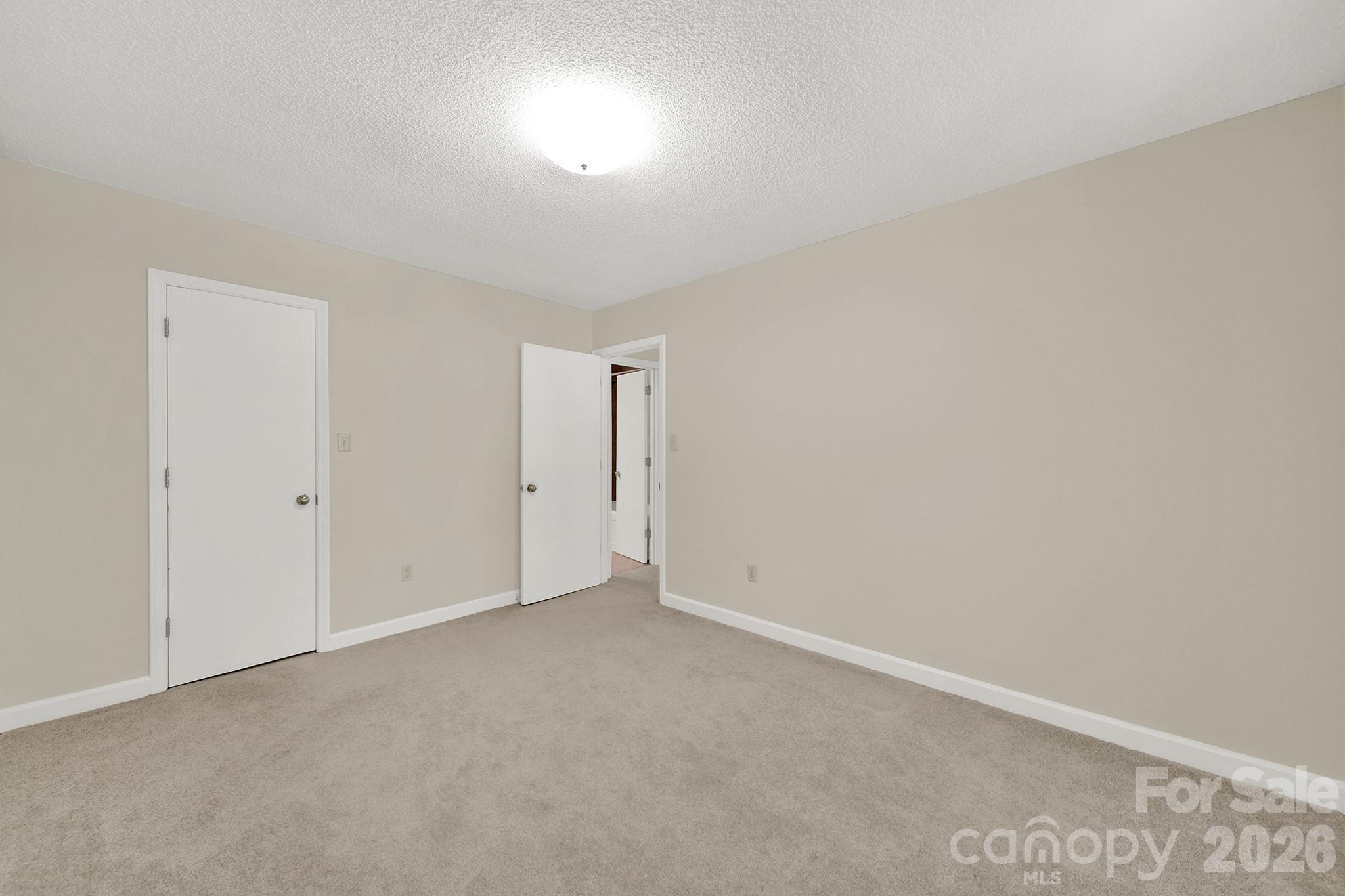 11510 Gelding Drive — Charlotte