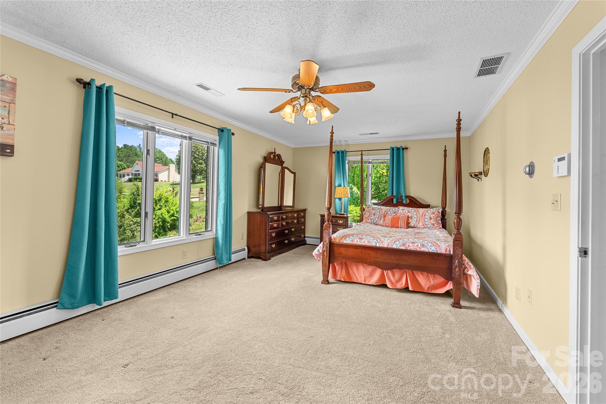 8 Scenic View Road — Weaverville