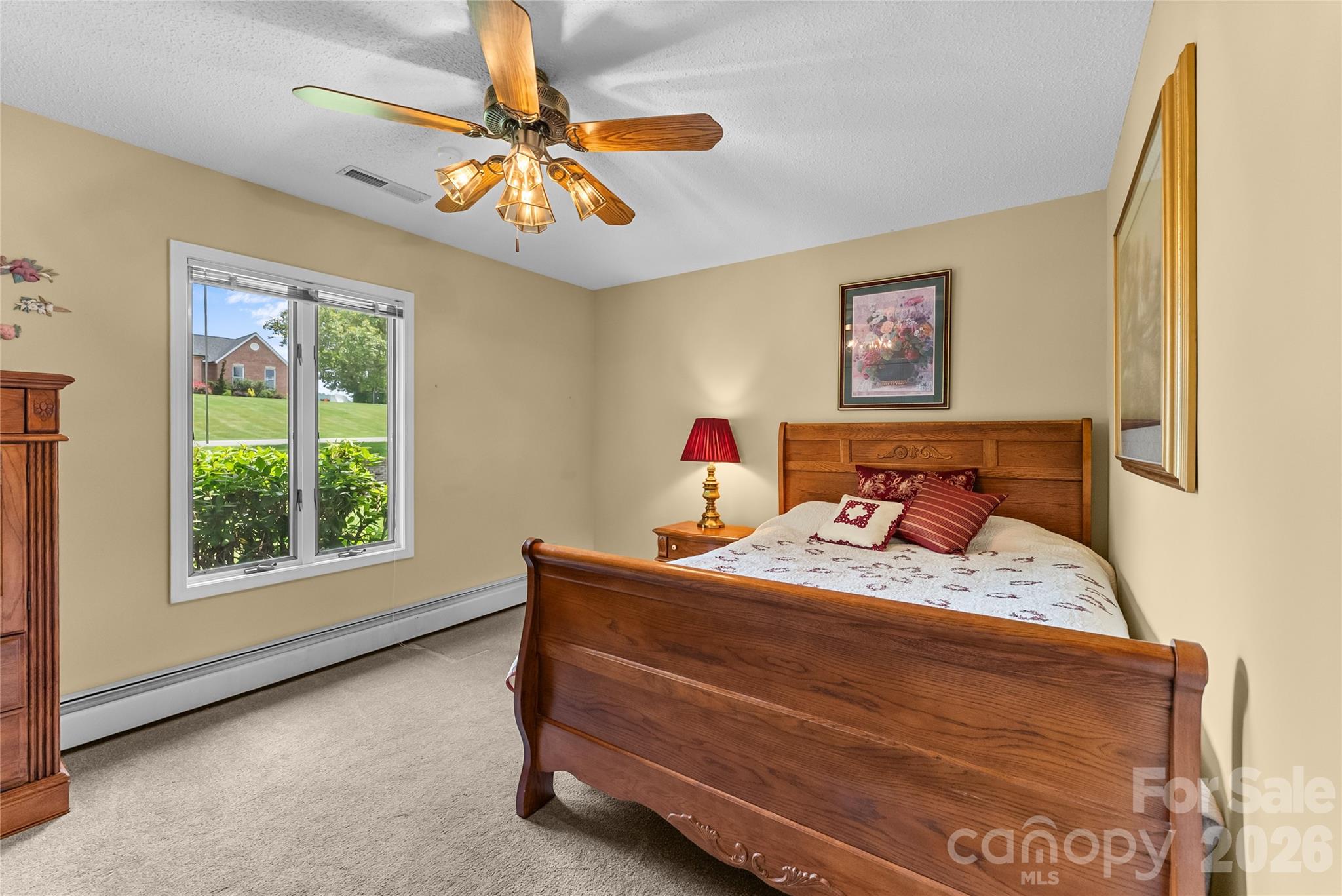 8 Scenic View Road — Weaverville