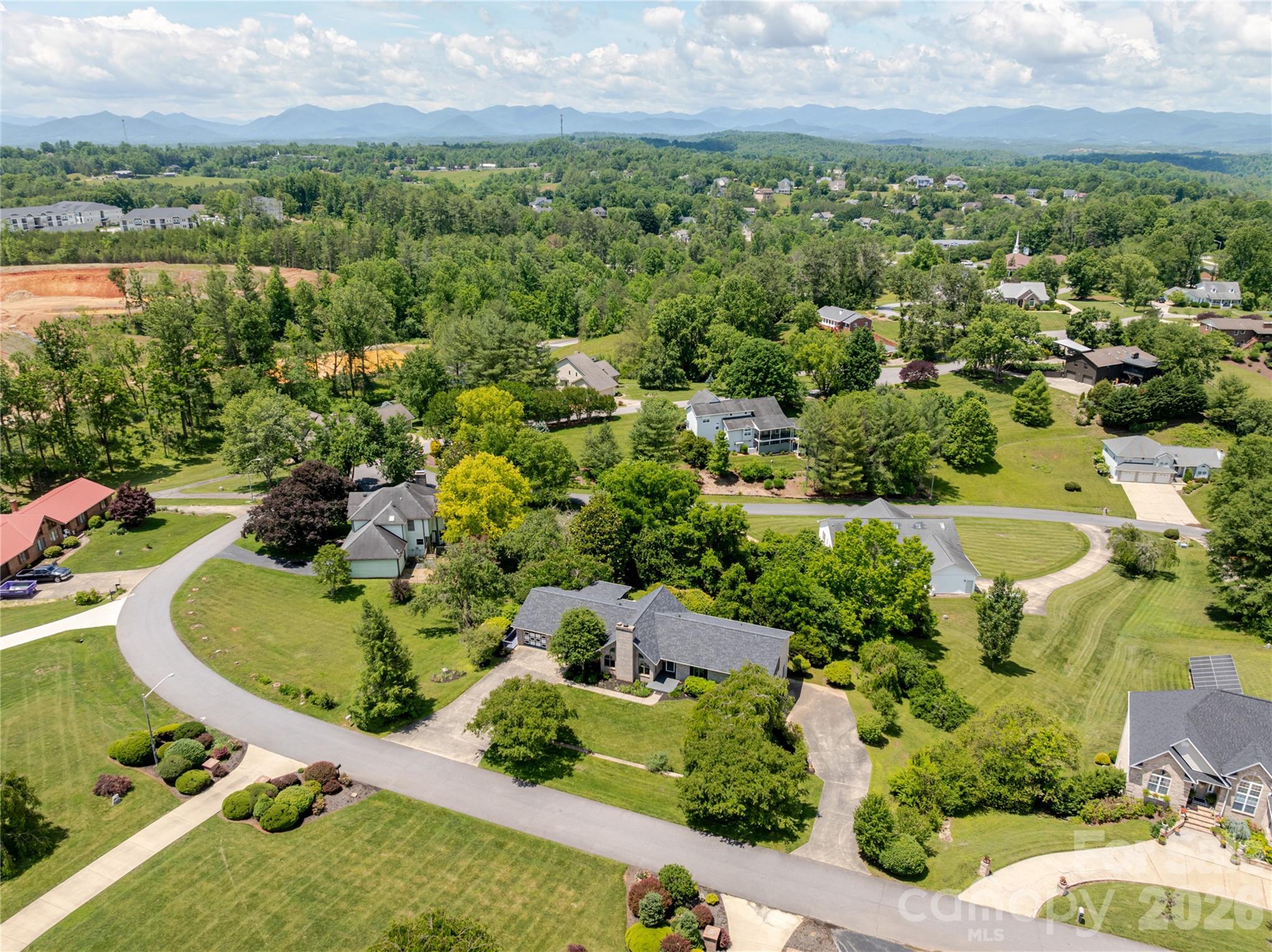 8 Scenic View Road — Weaverville