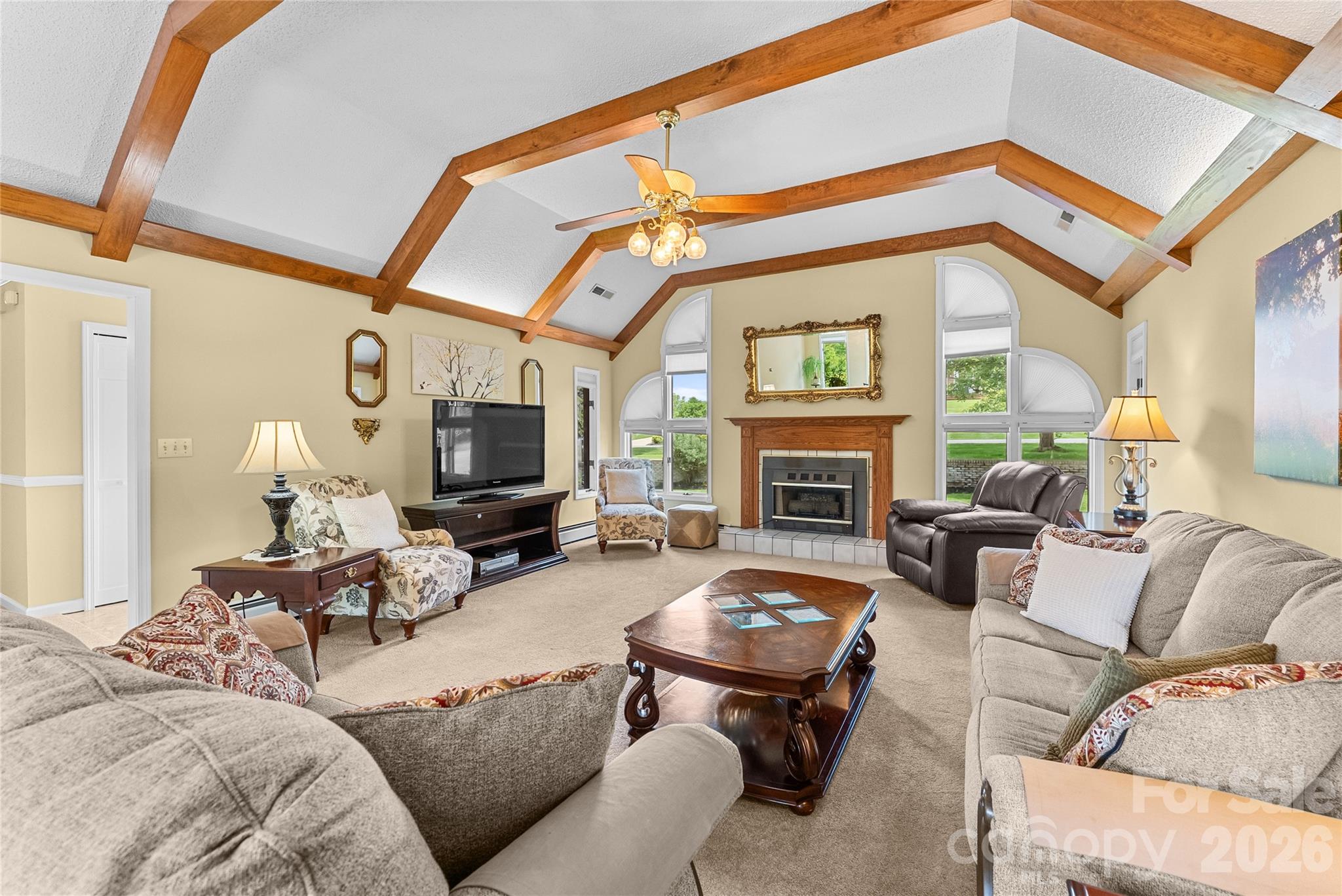 8 Scenic View Road — Weaverville