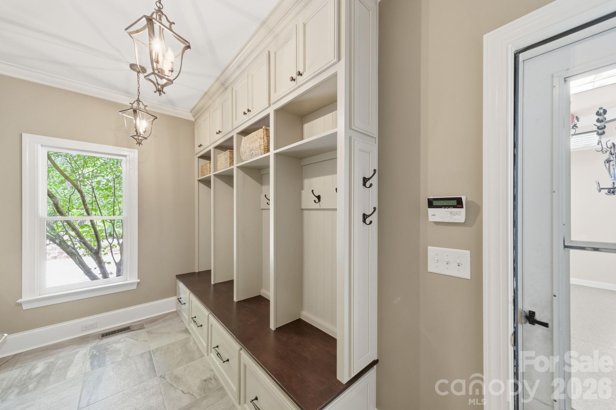 6746 Wynfaire Lane — Charlotte
