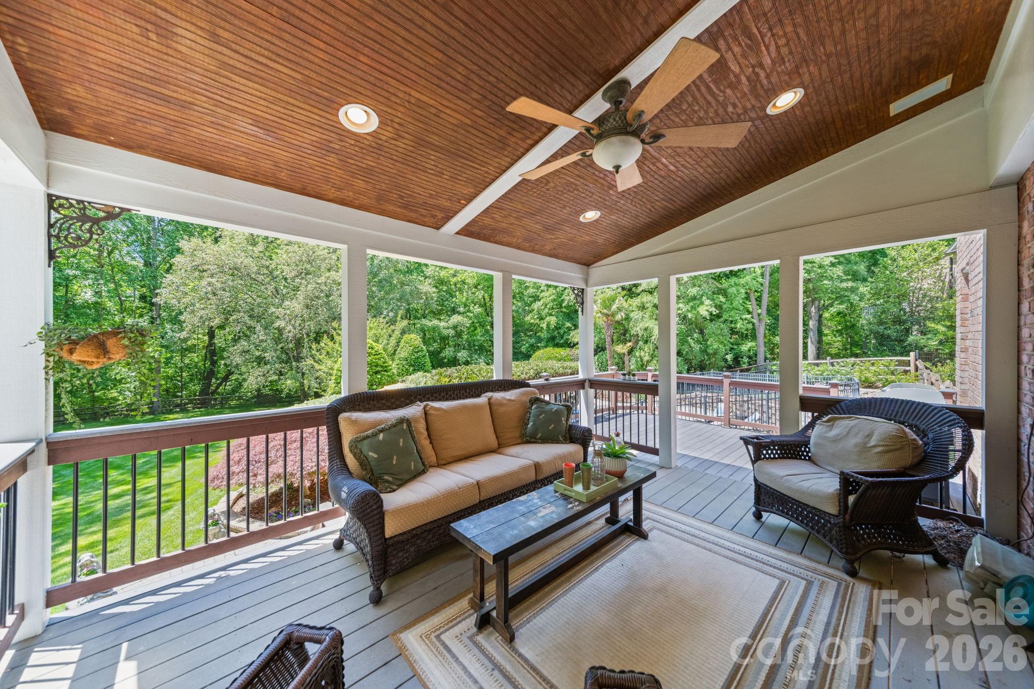 6746 Wynfaire Lane — Charlotte
