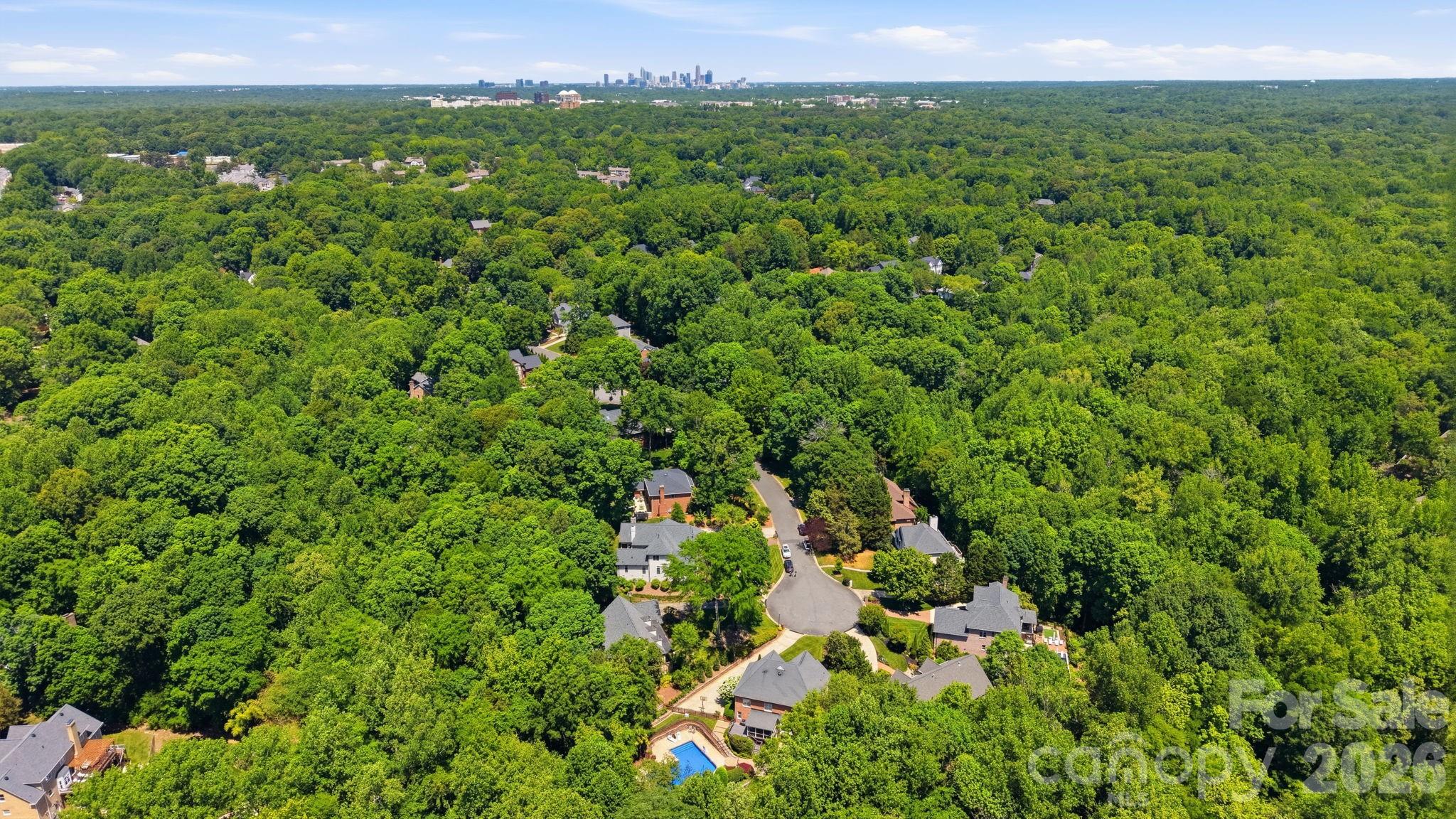6746 Wynfaire Lane — Charlotte
