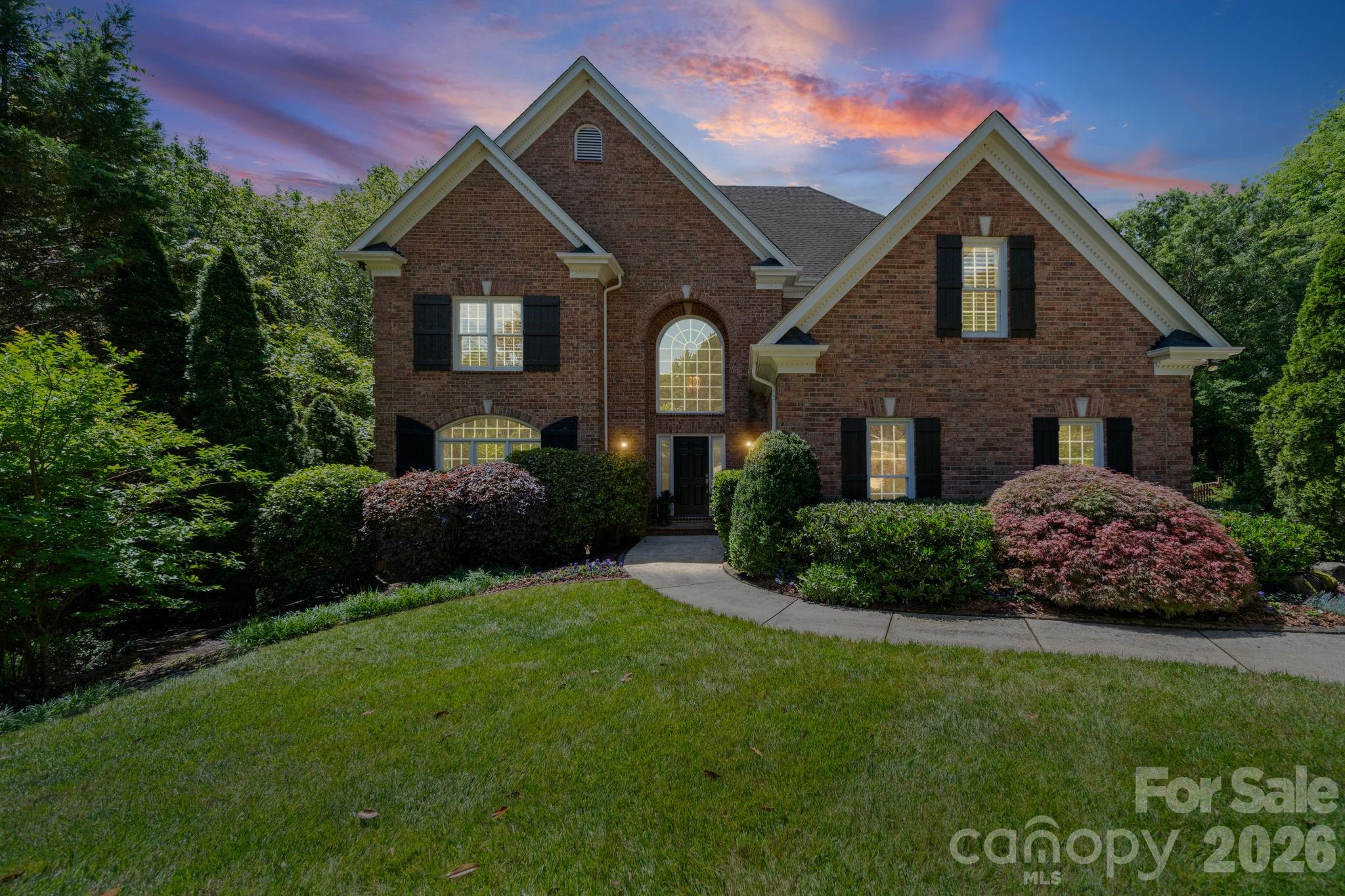 6746 Wynfaire Lane — Charlotte