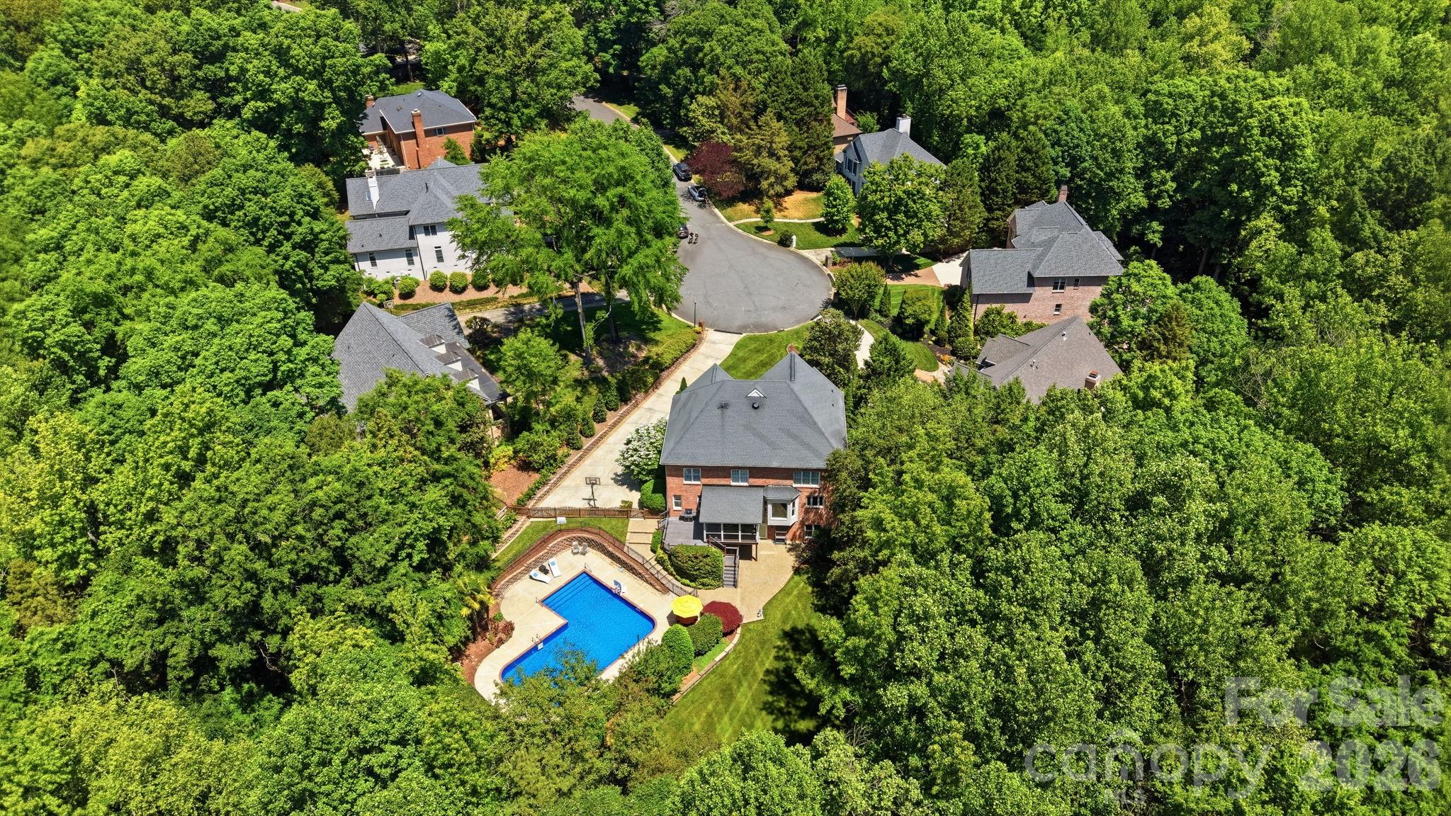 6746 Wynfaire Lane — Charlotte