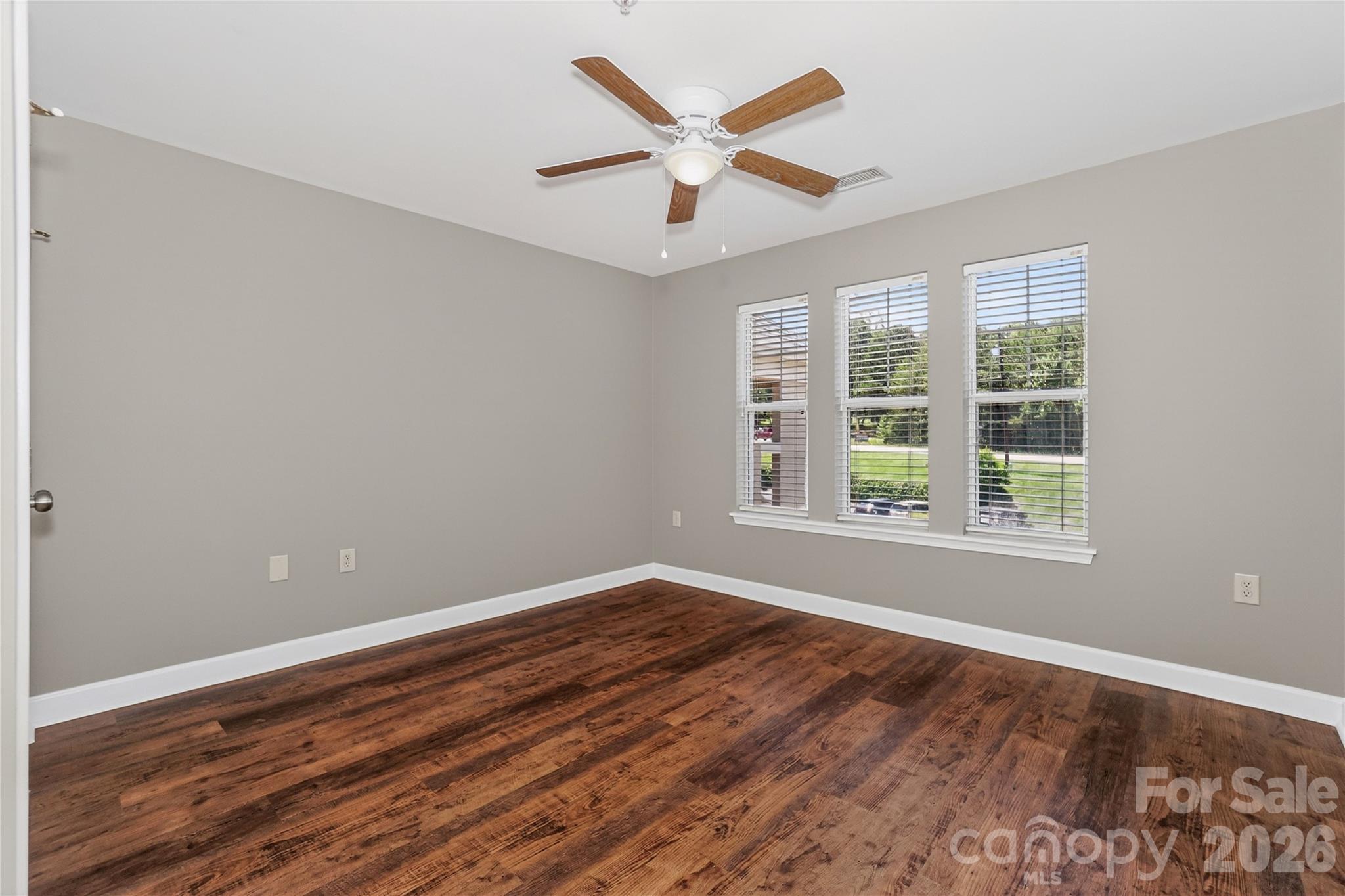 104 Pier 33 Drive #312 — Mooresville