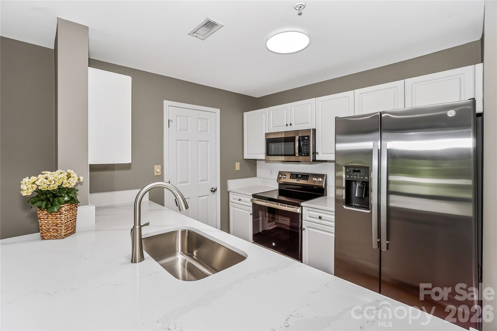 104 Pier 33 Drive #312 — Mooresville