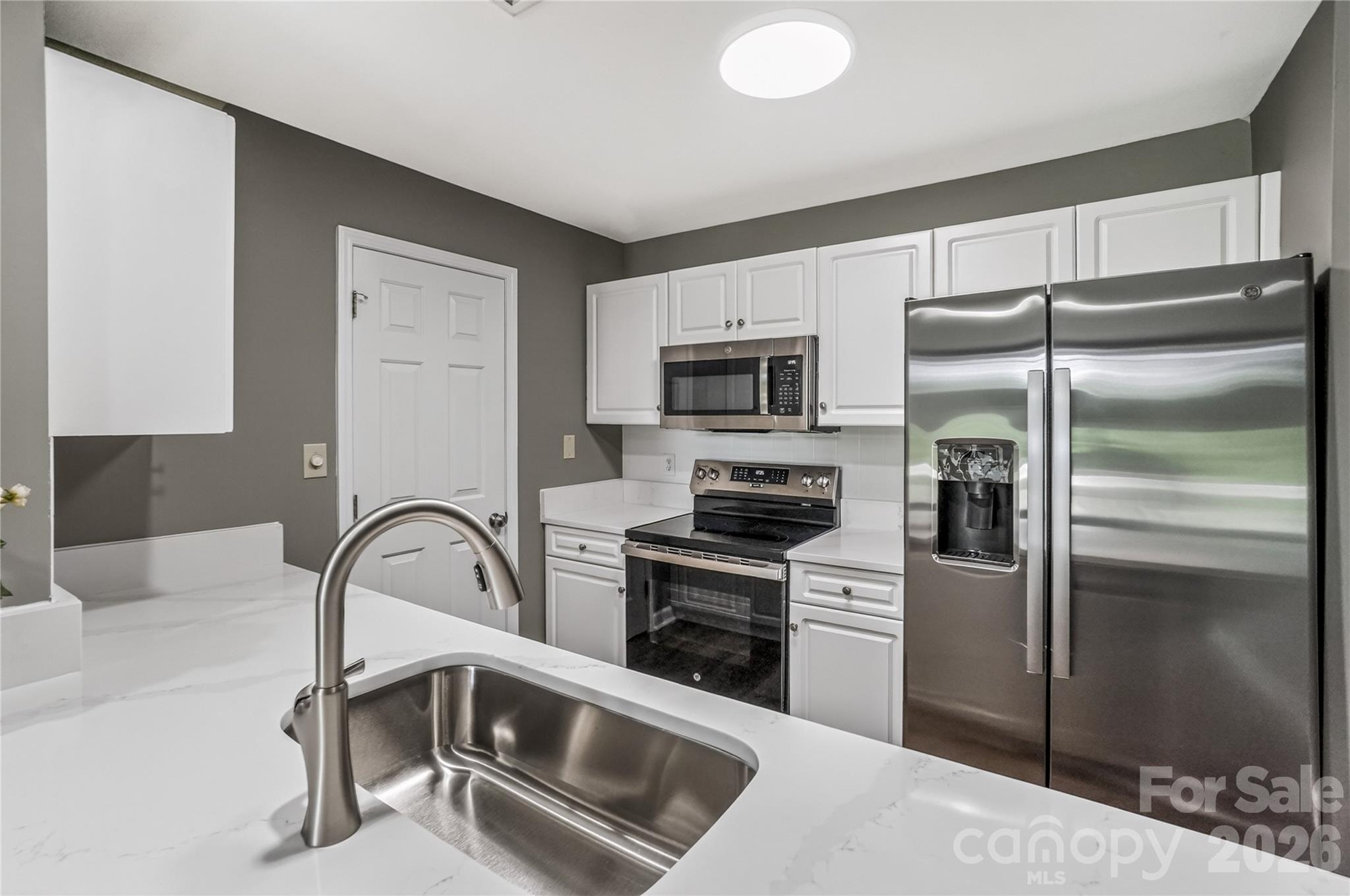 104 Pier 33 Drive #312 — Mooresville