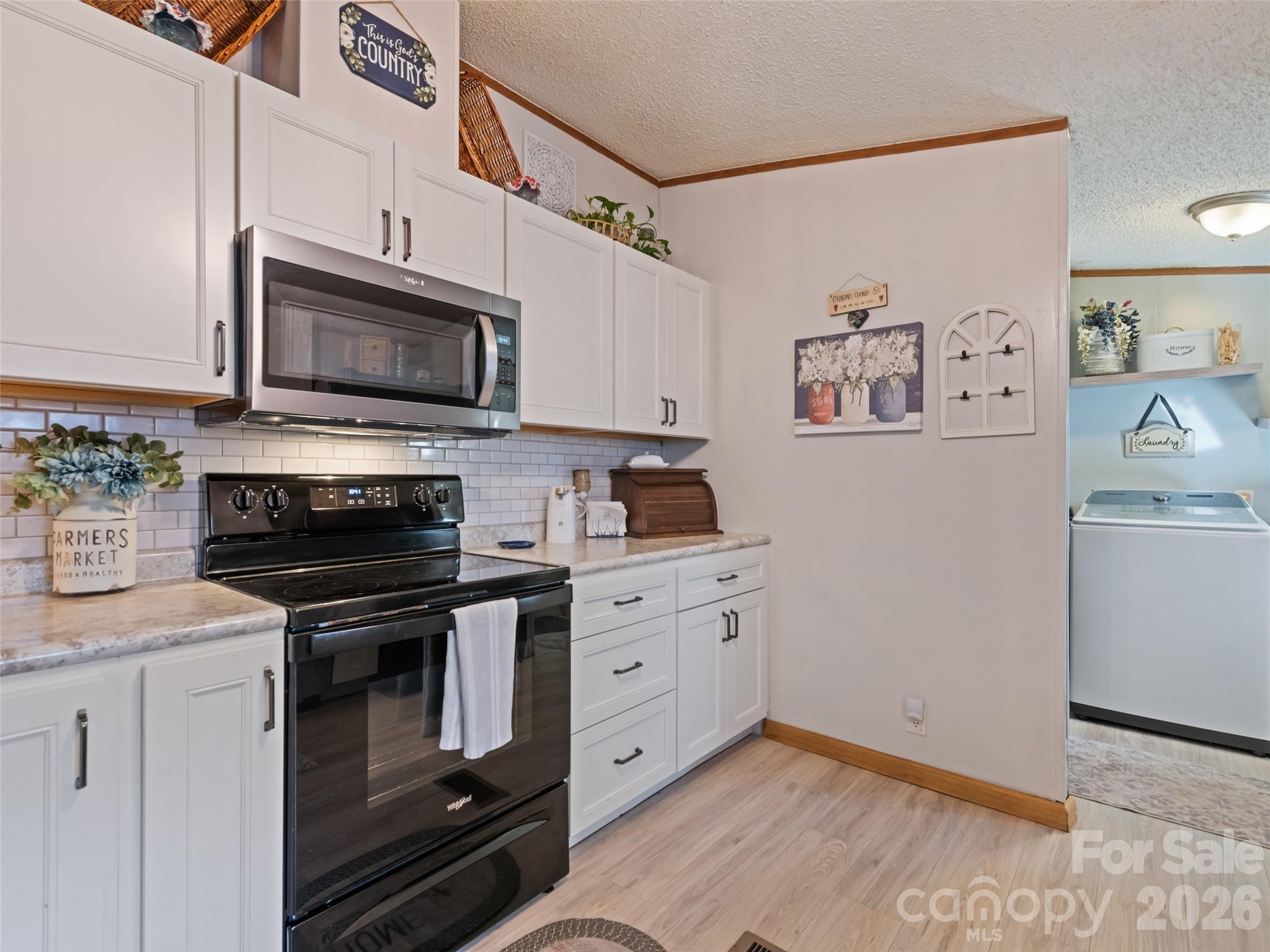 136 Peaceful Valley Drive — Leicester
