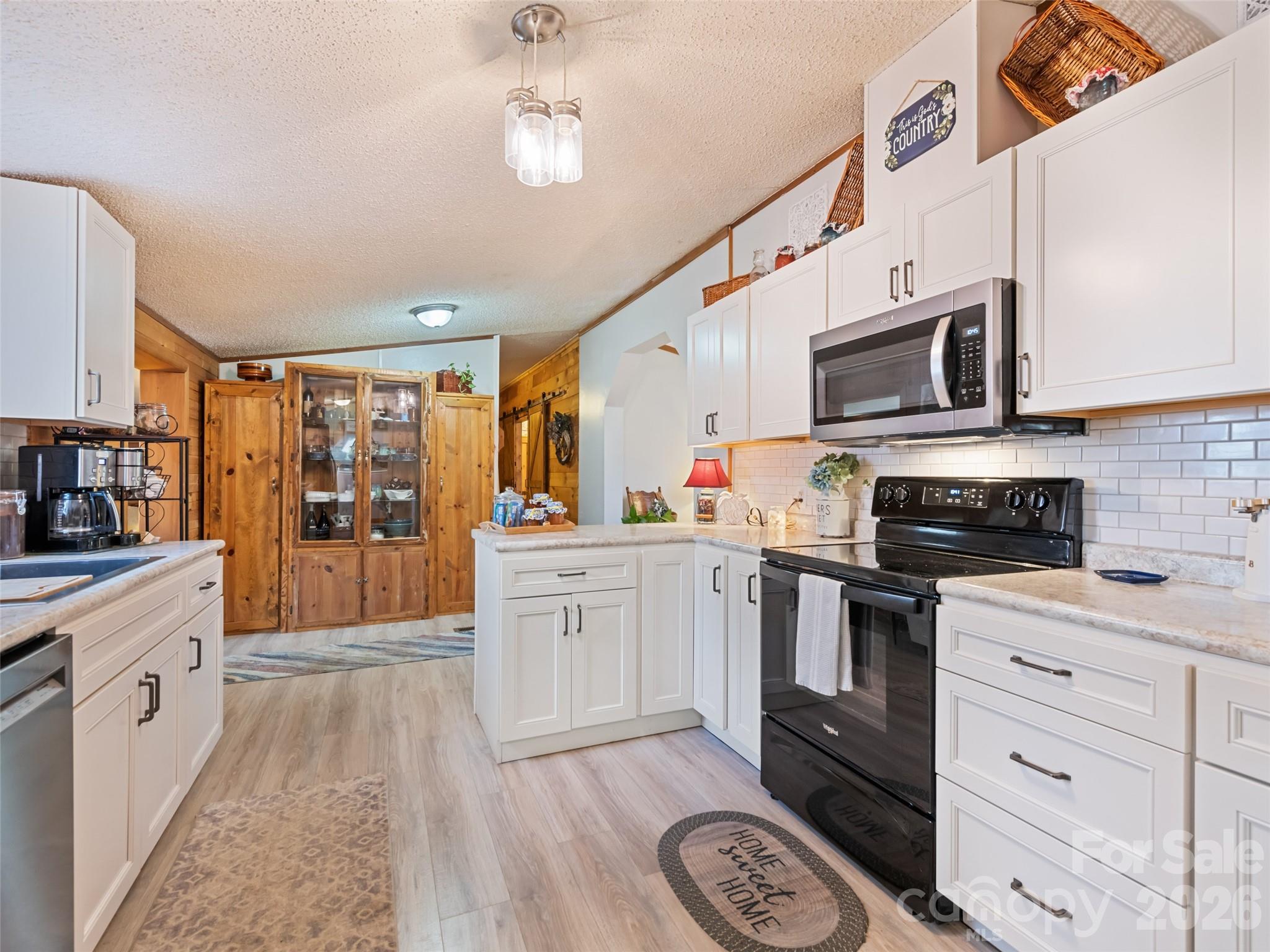 136 Peaceful Valley Drive — Leicester