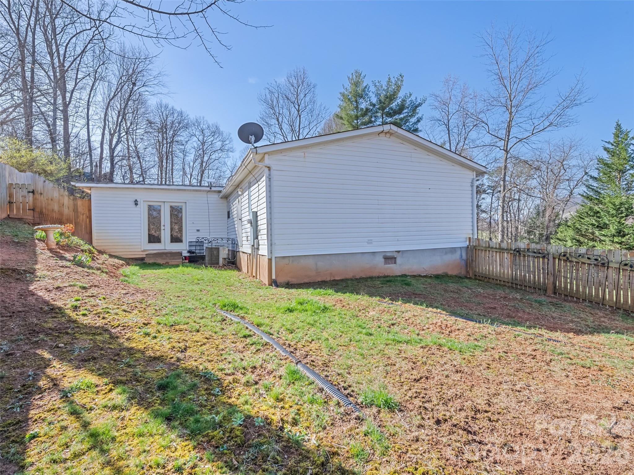 136 Peaceful Valley Drive — Leicester