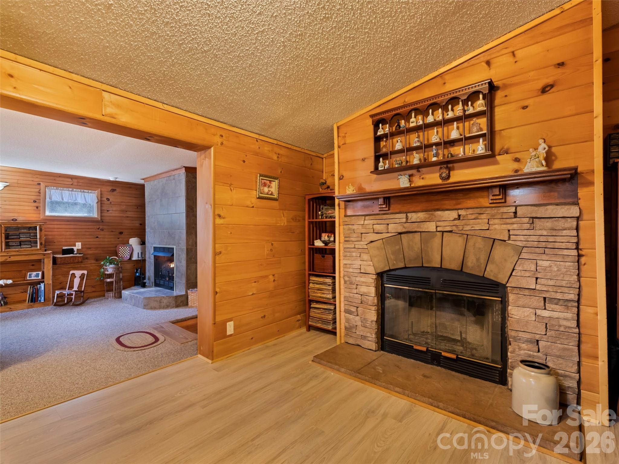 136 Peaceful Valley Drive — Leicester
