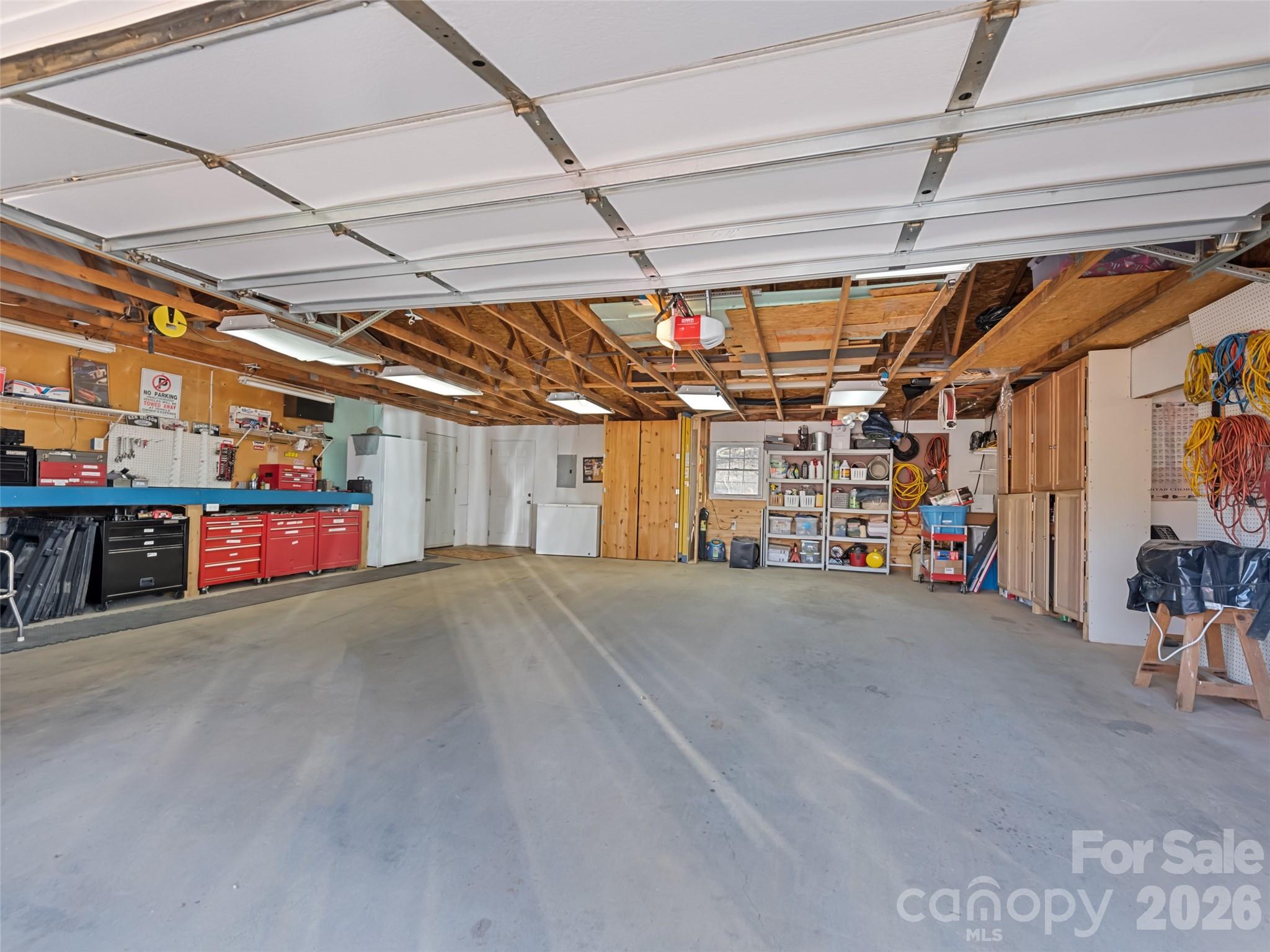 136 Peaceful Valley Drive — Leicester