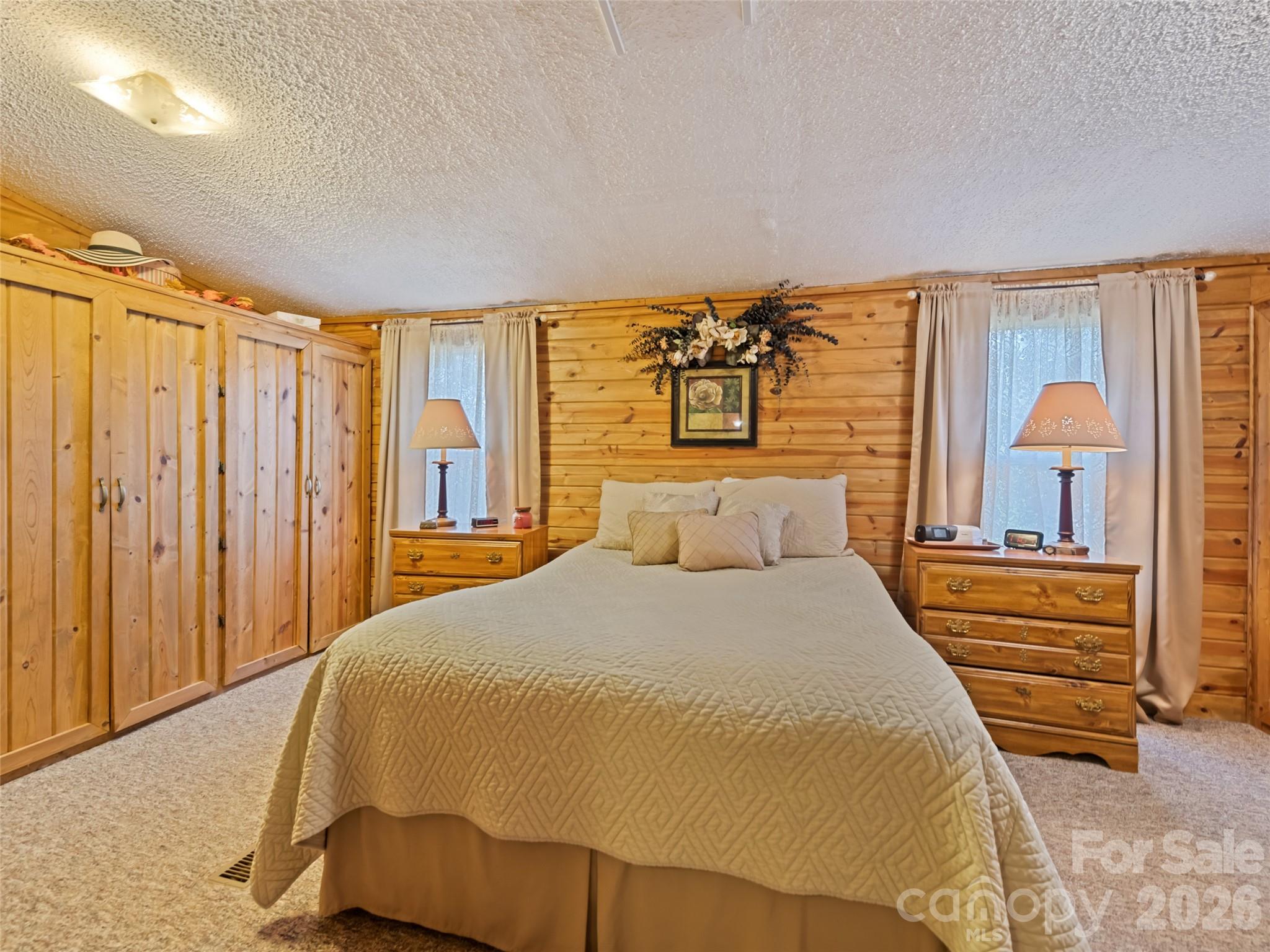 136 Peaceful Valley Drive — Leicester