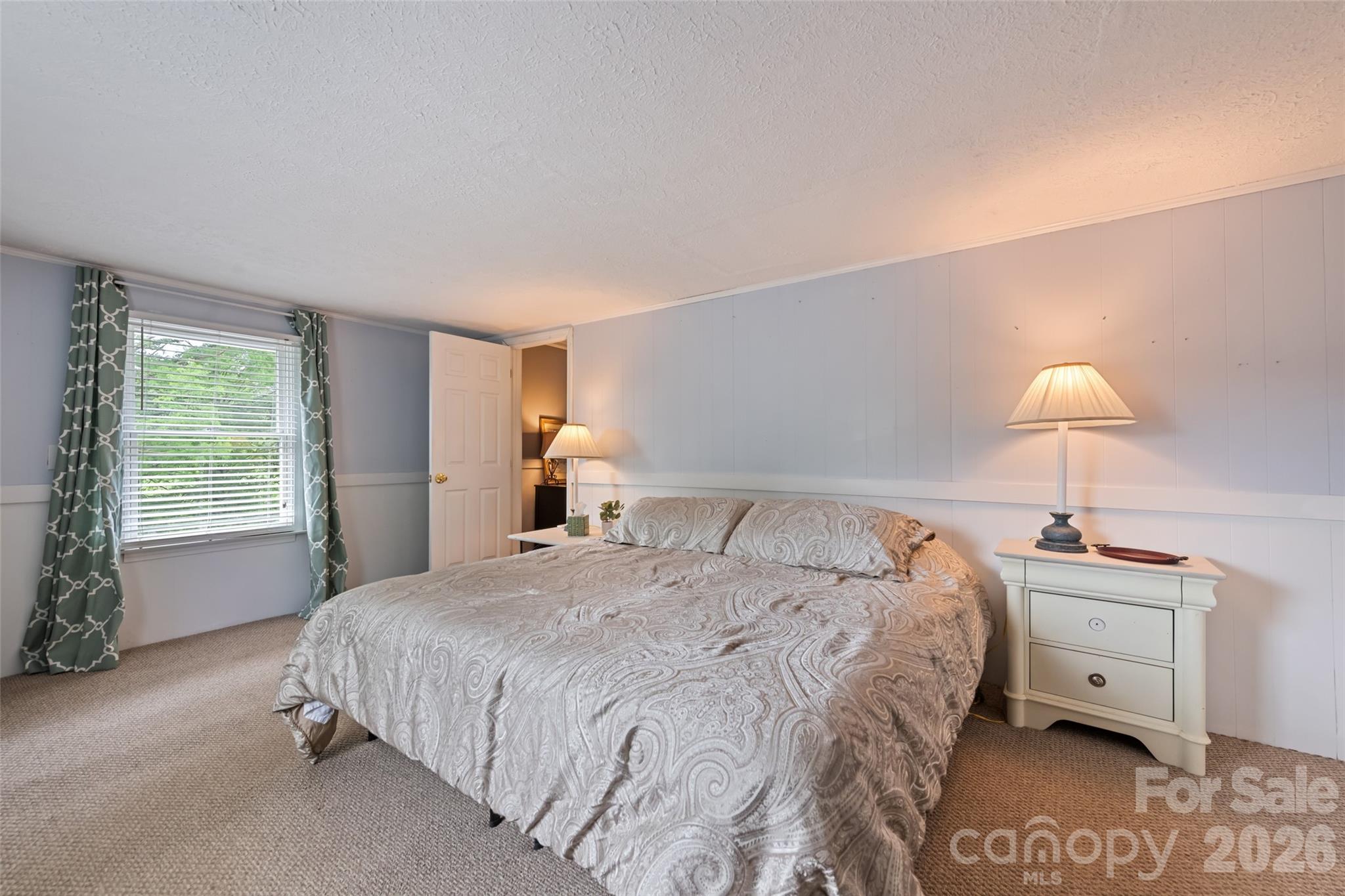 48 Medford Avenue — Waynesville