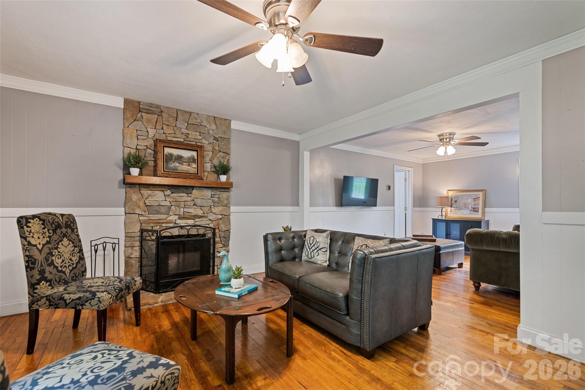 48 Medford Avenue — Waynesville