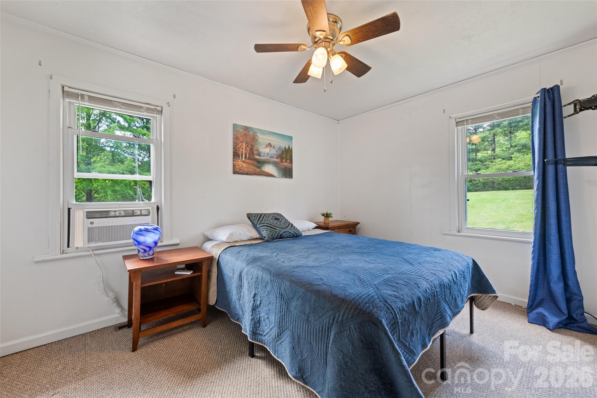 48 Medford Avenue — Waynesville