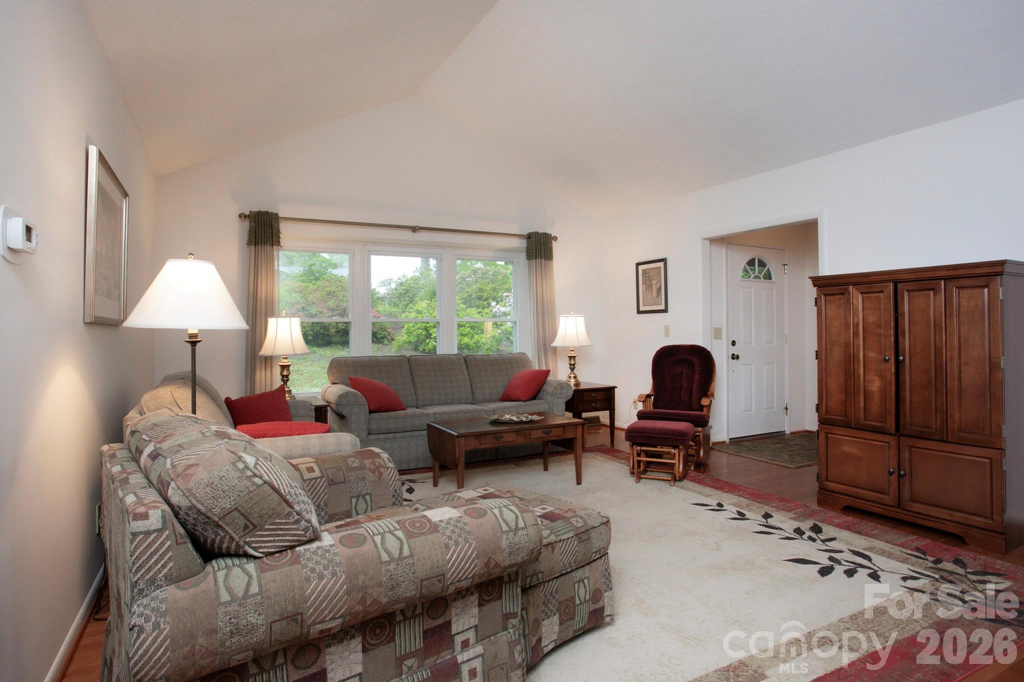 104 Richards Drive — Hendersonville