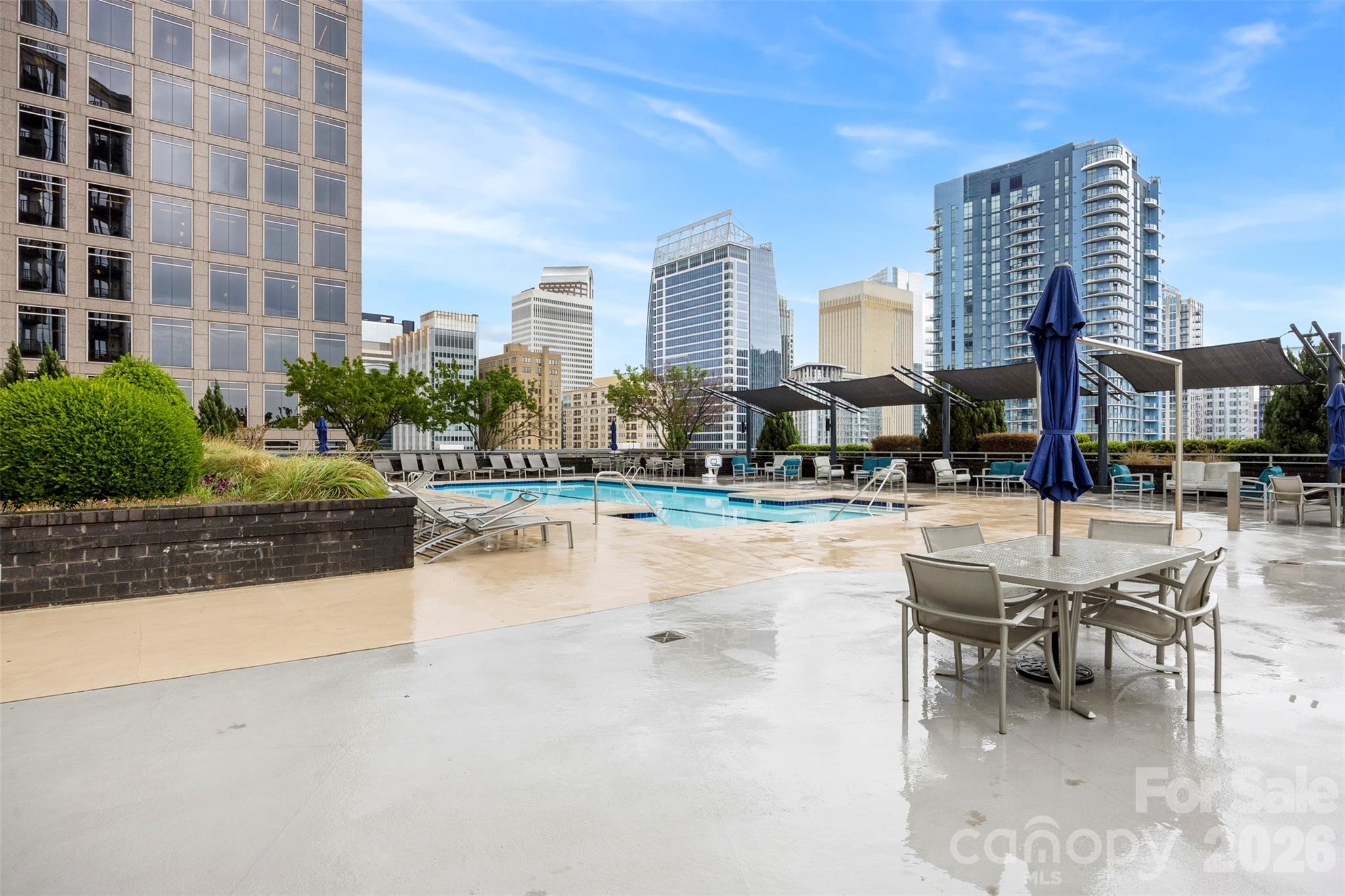 333 W Trade Street #500 — Charlotte