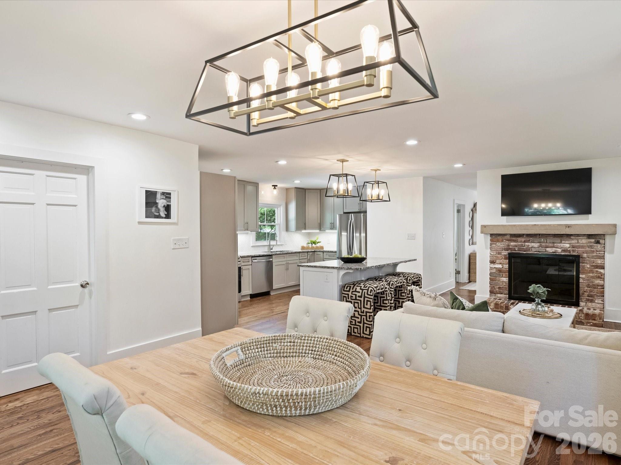 6610 Burlwood Road — Charlotte