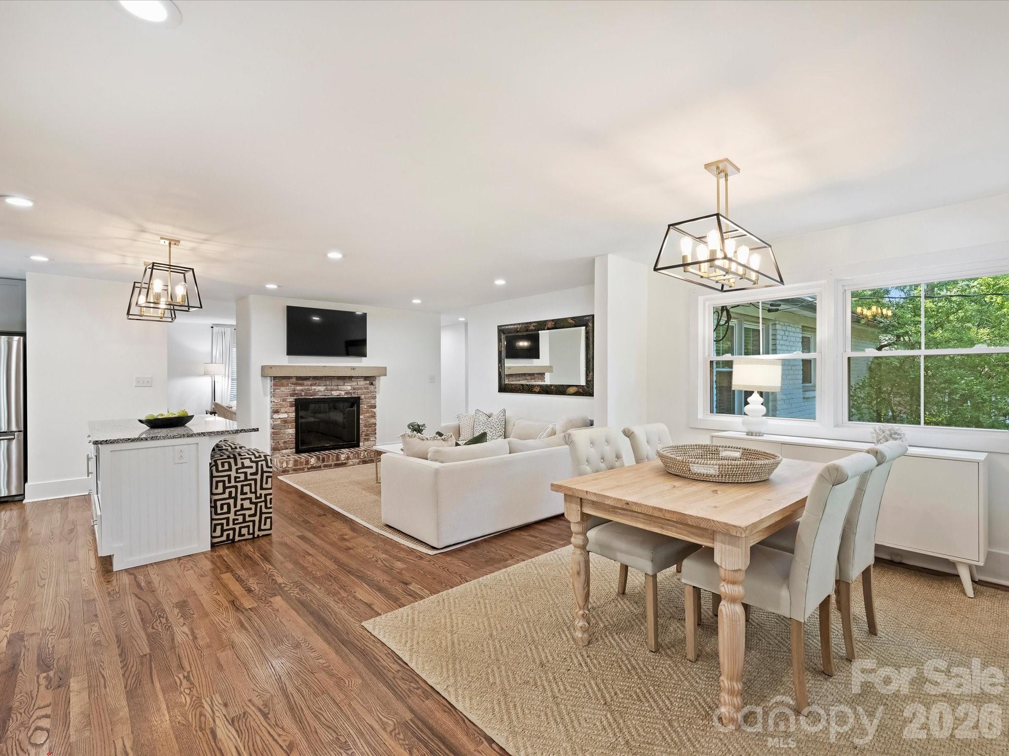 6610 Burlwood Road — Charlotte