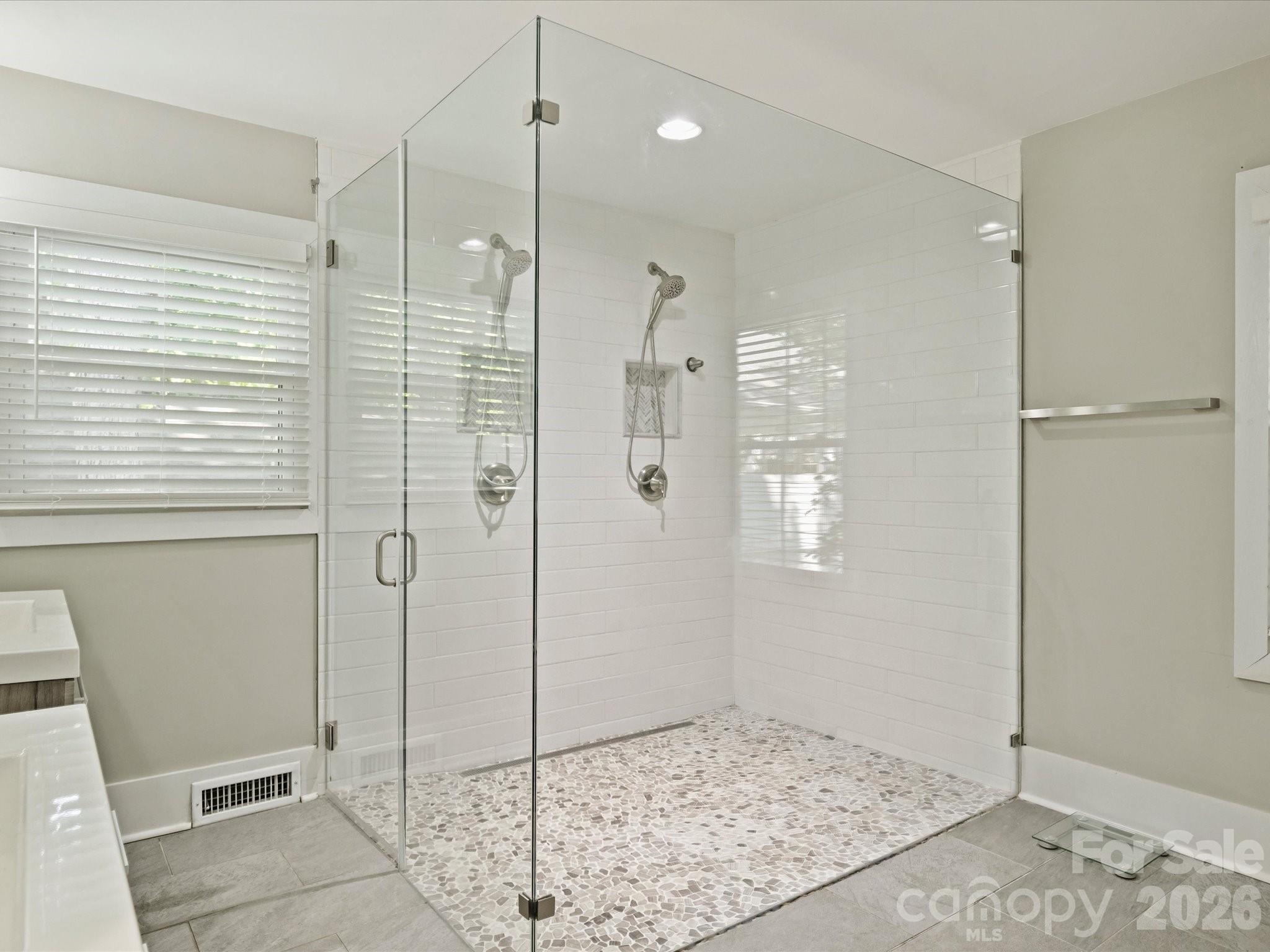 6610 Burlwood Road — Charlotte