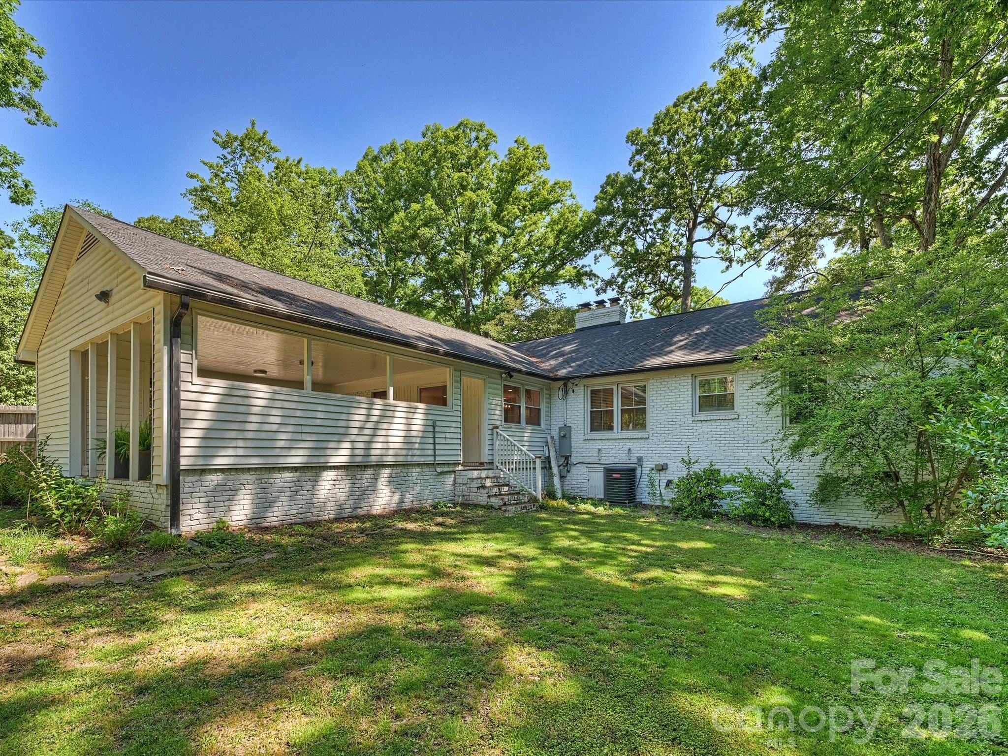 6610 Burlwood Road — Charlotte