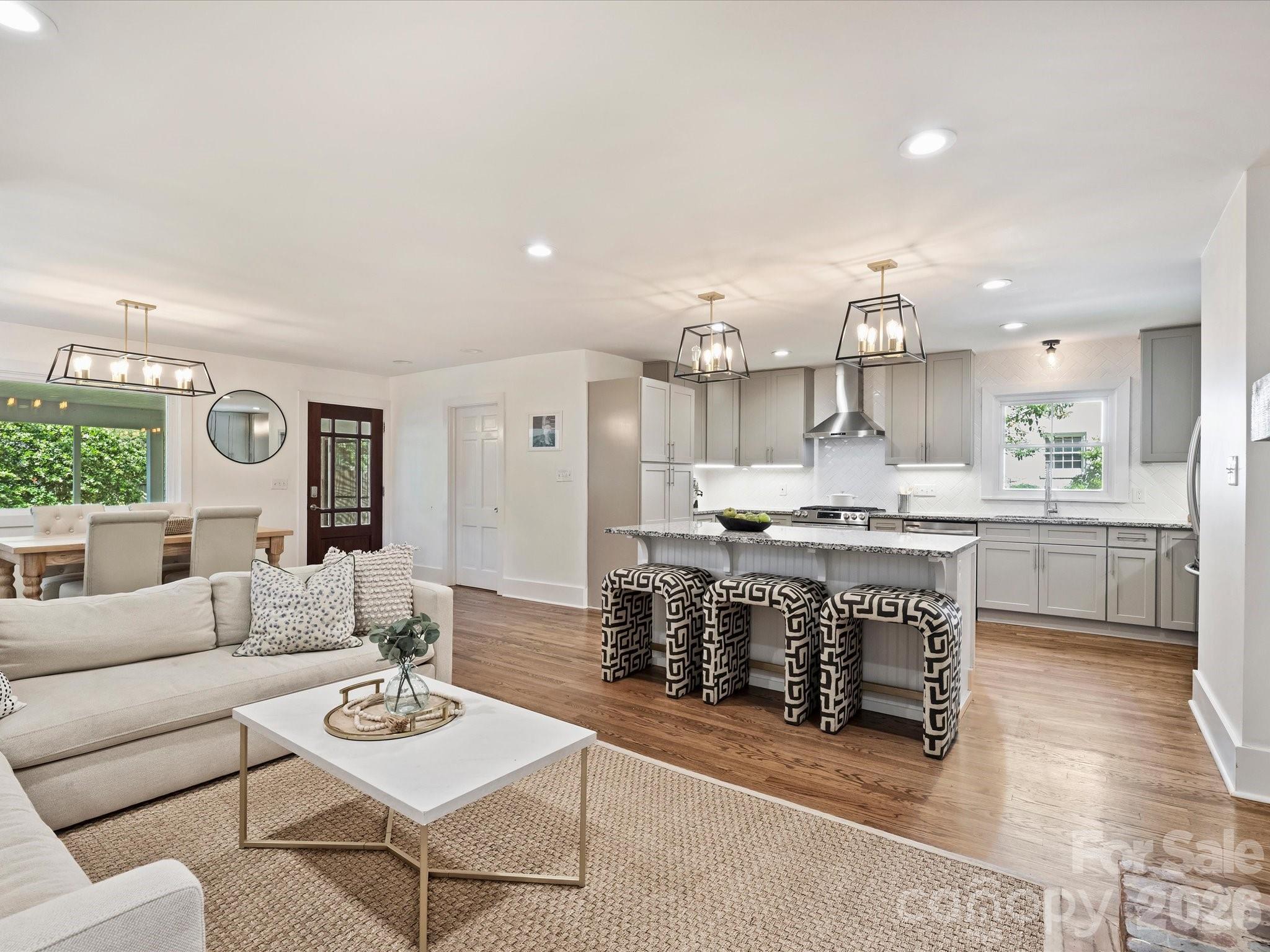 6610 Burlwood Road — Charlotte