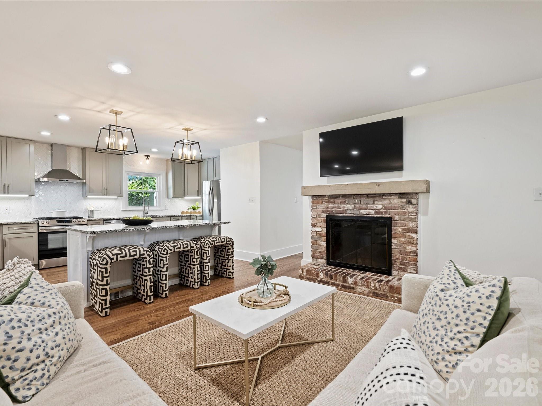 6610 Burlwood Road — Charlotte