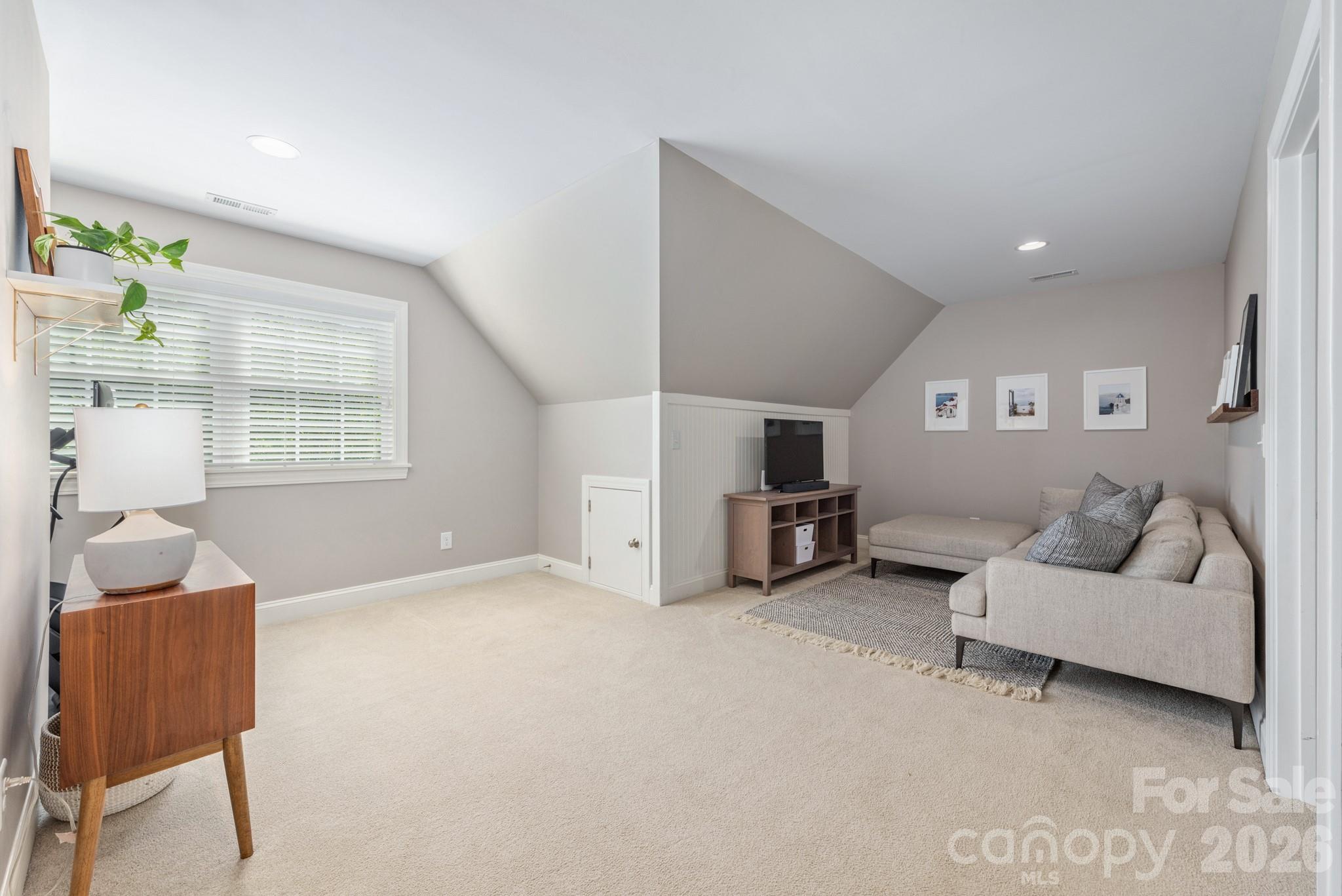 2909 Clemson Avenue — Charlotte