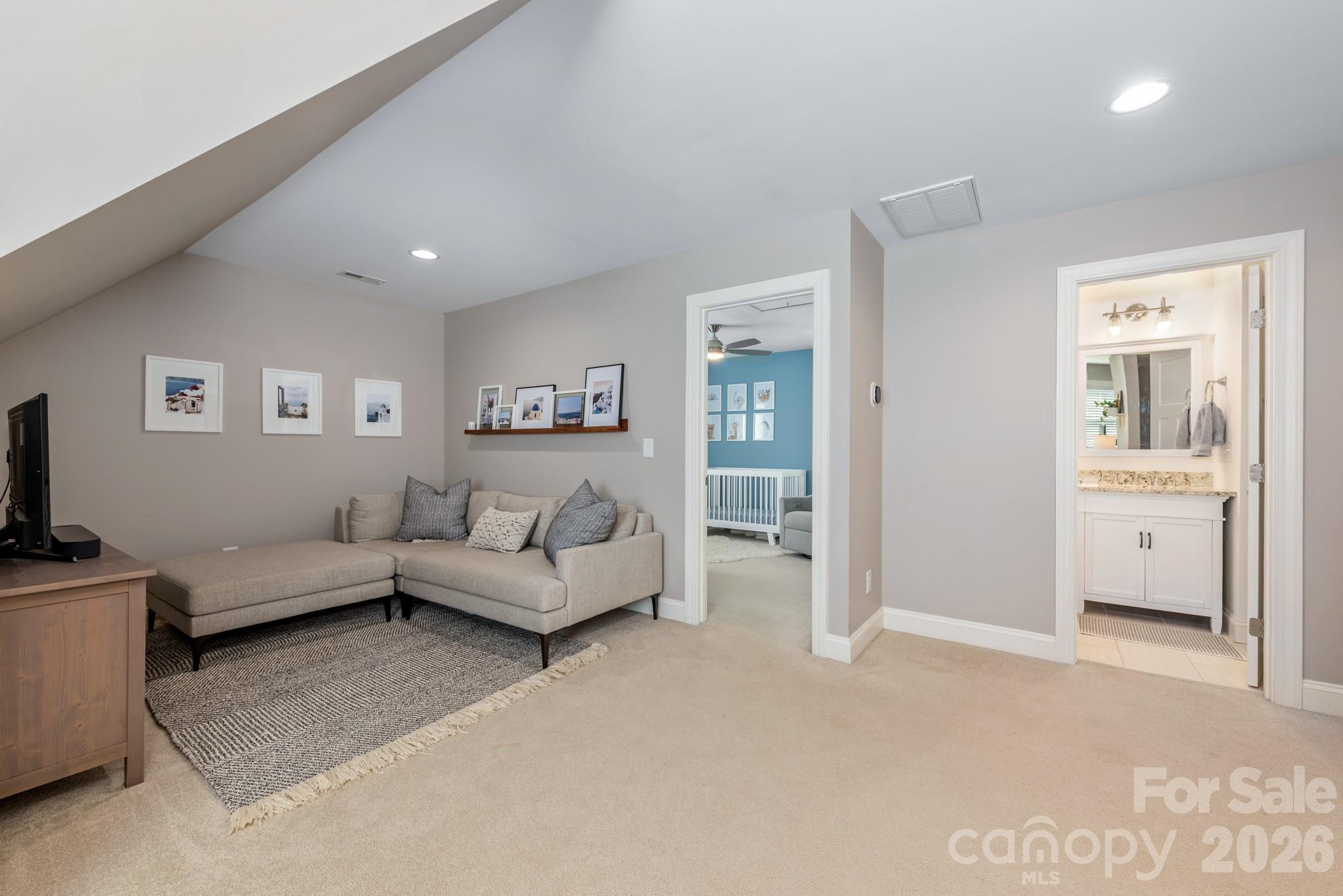 2909 Clemson Avenue — Charlotte