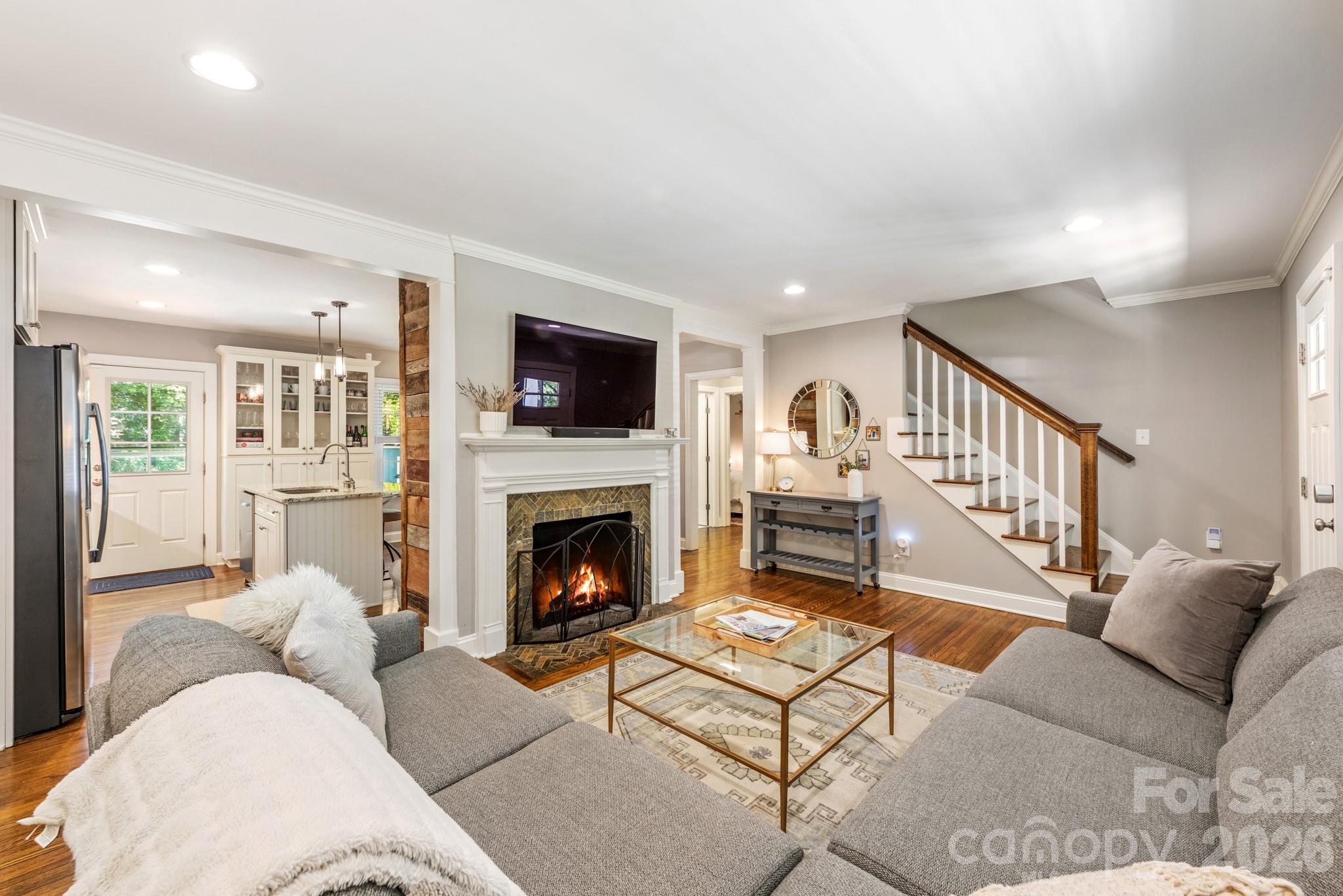 2909 Clemson Avenue — Charlotte