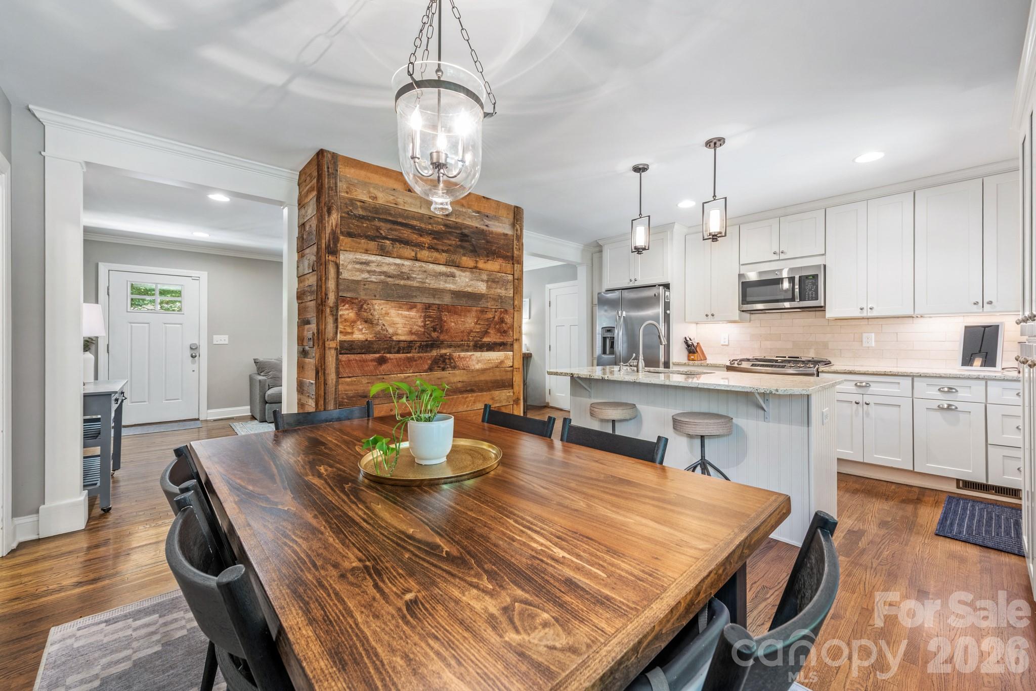 2909 Clemson Avenue — Charlotte