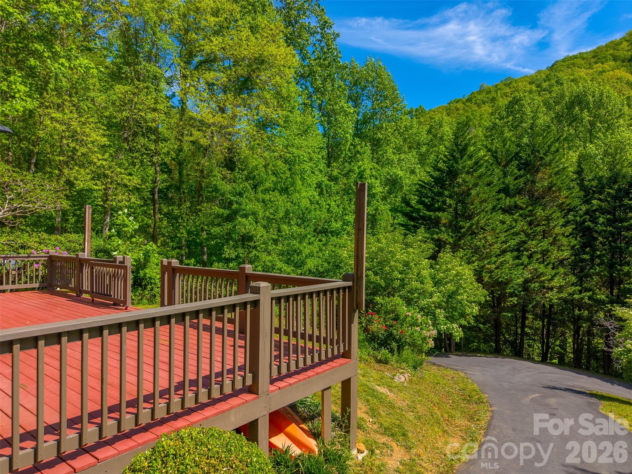 110 Wyoming Drive — Sylva