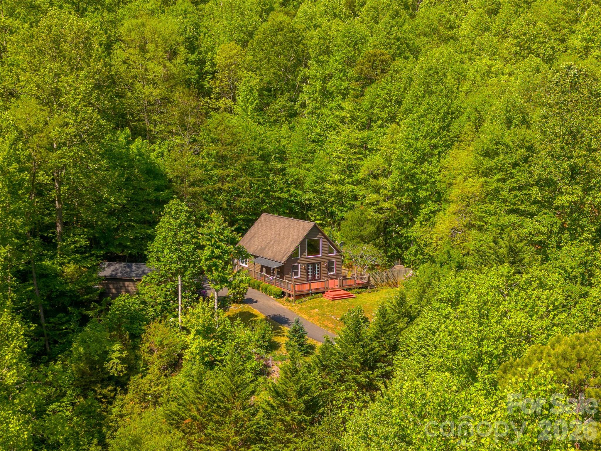 110 Wyoming Drive — Sylva