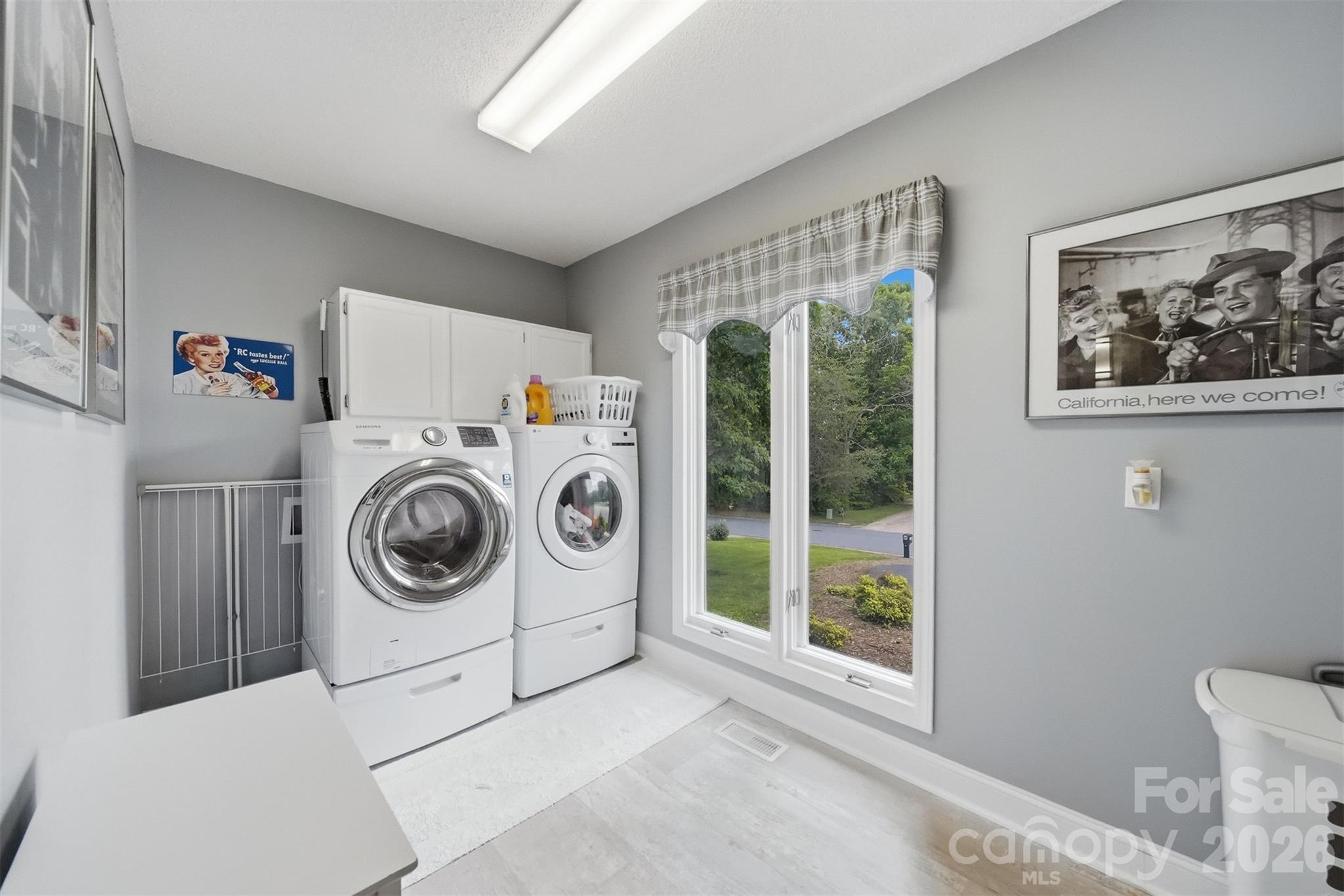 3650 Foxboro Lane NE — Hickory