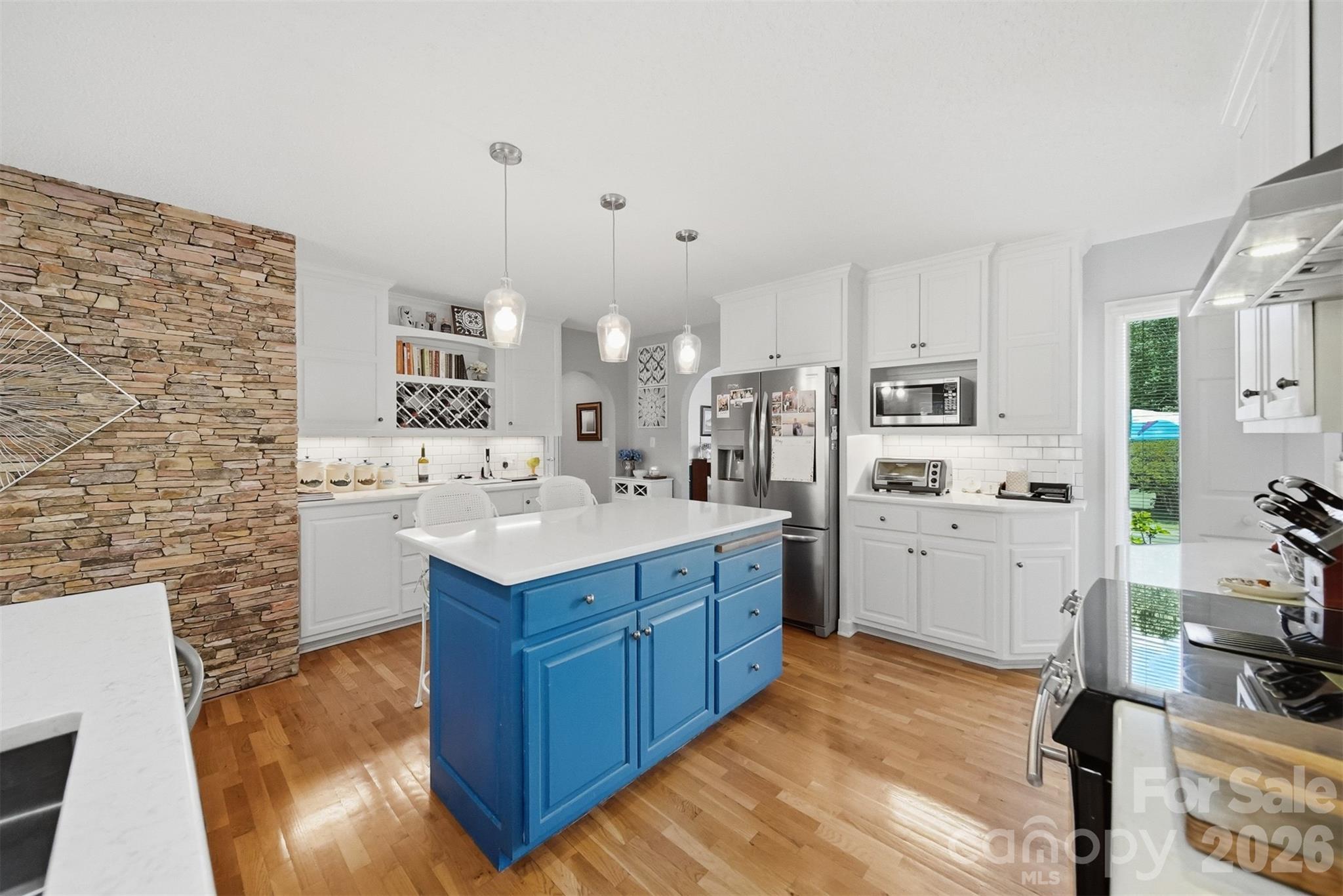 3650 Foxboro Lane NE — Hickory