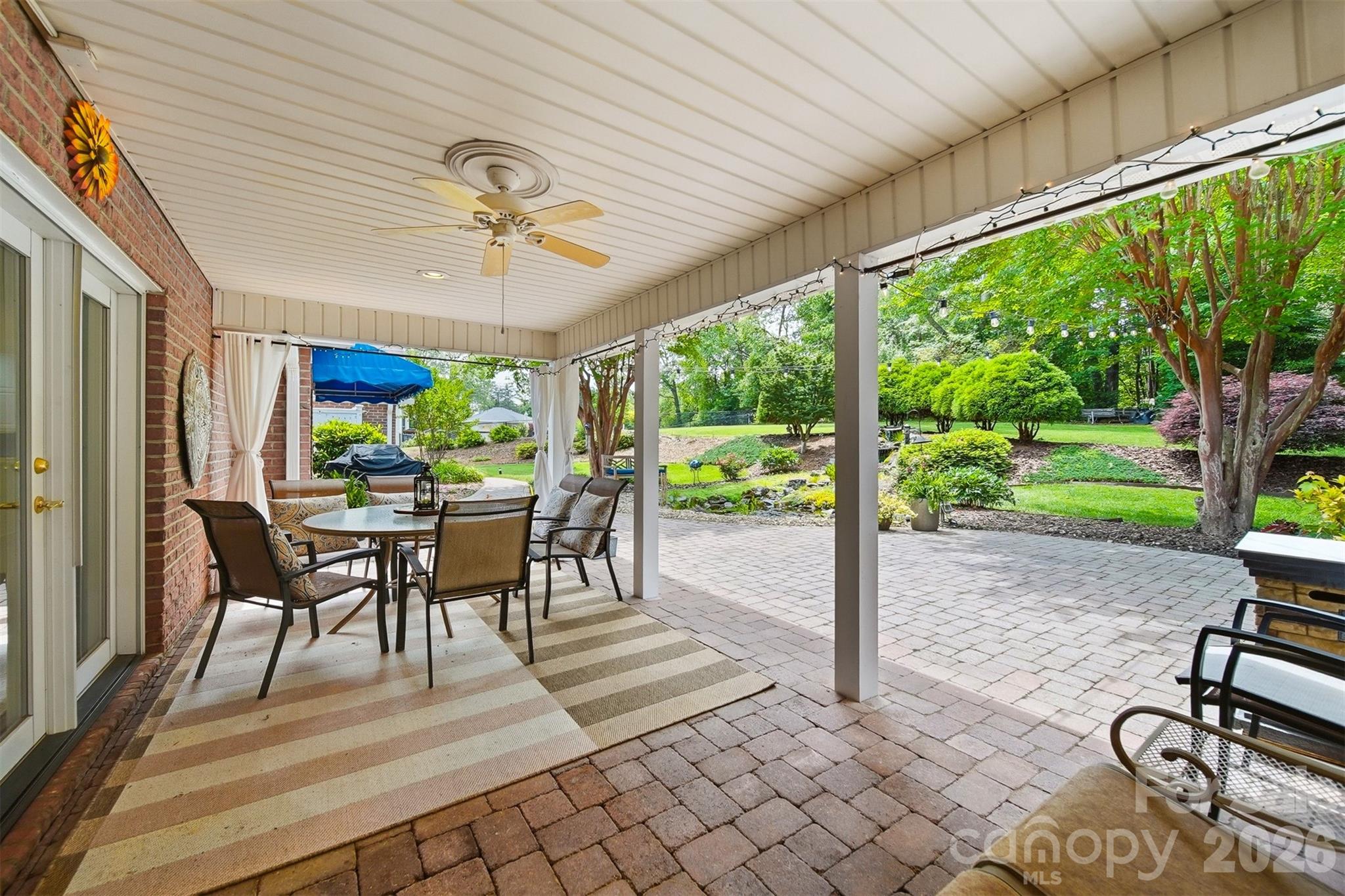 3650 Foxboro Lane NE — Hickory